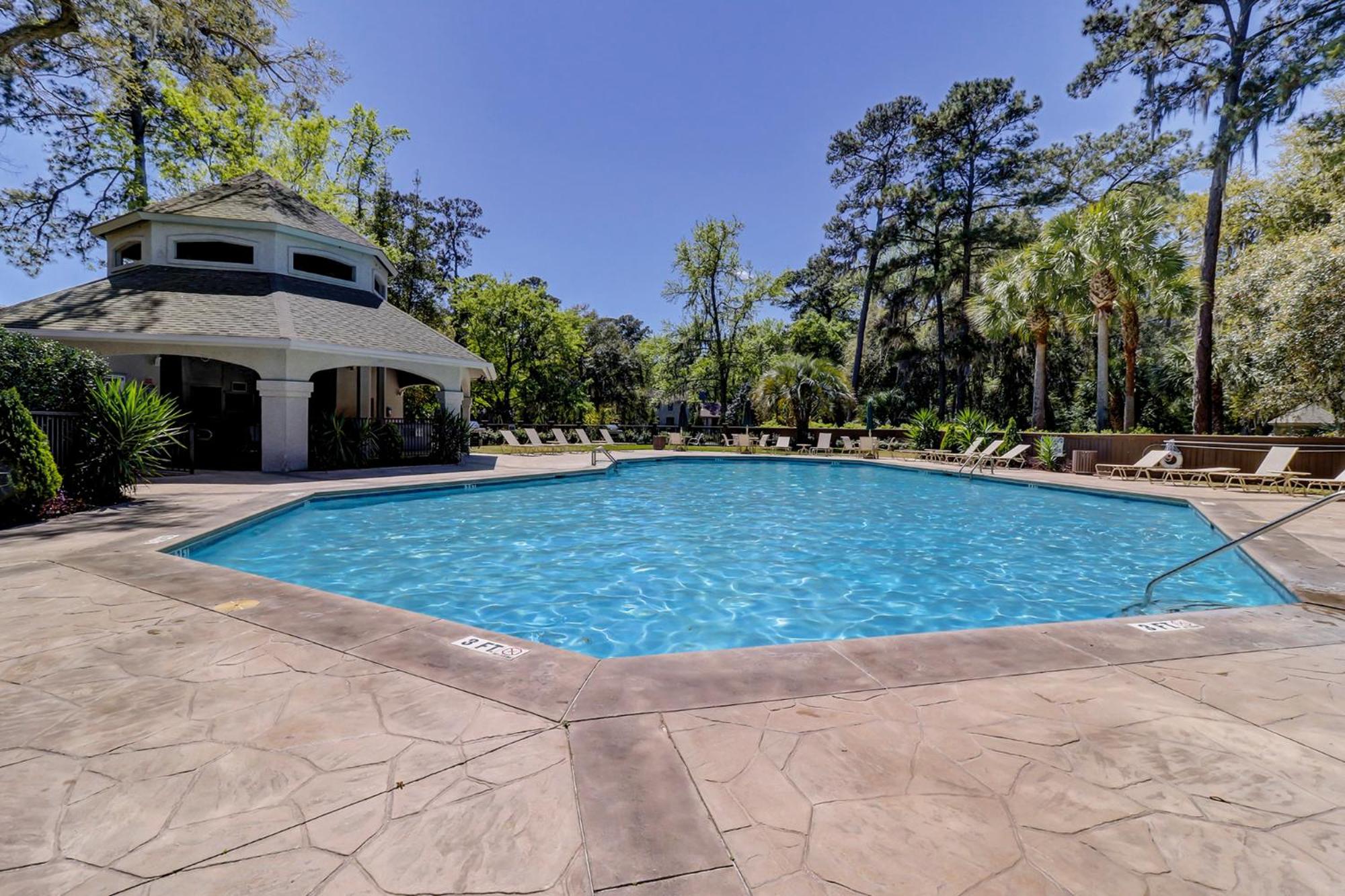 Updated kitchens & baths Flat Screen TVs Bike Rentals & Beach Gear Included view 3