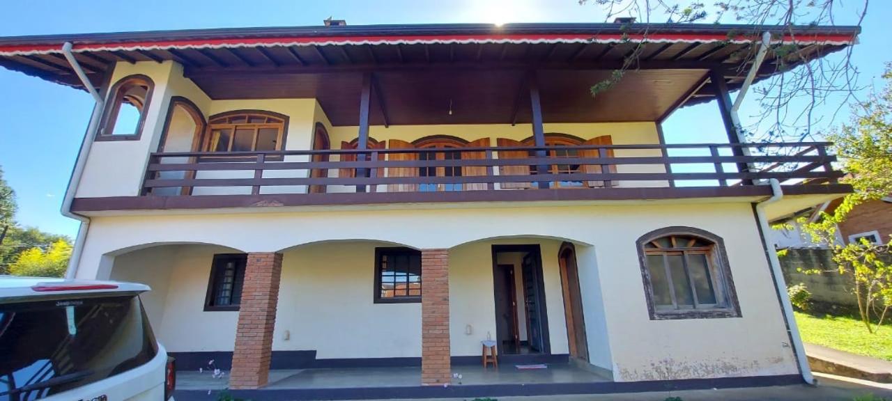 Casa da Inês exclusiva para 01 ou 02 casais ou família