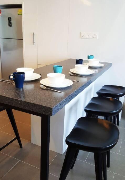IHomes33 EST Bangsar KL Sentral LRT 2-4 Pax, IH3A