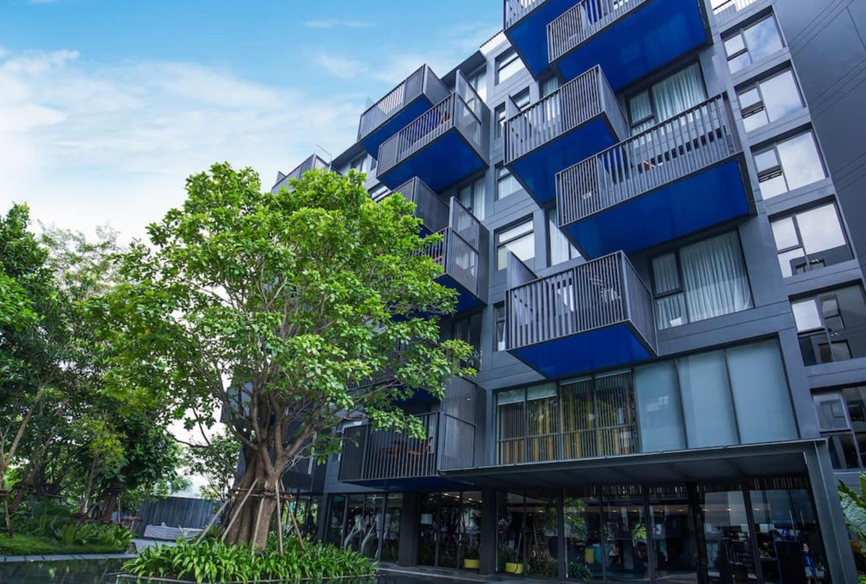 Hotel The Deck Luxury Patong Beach