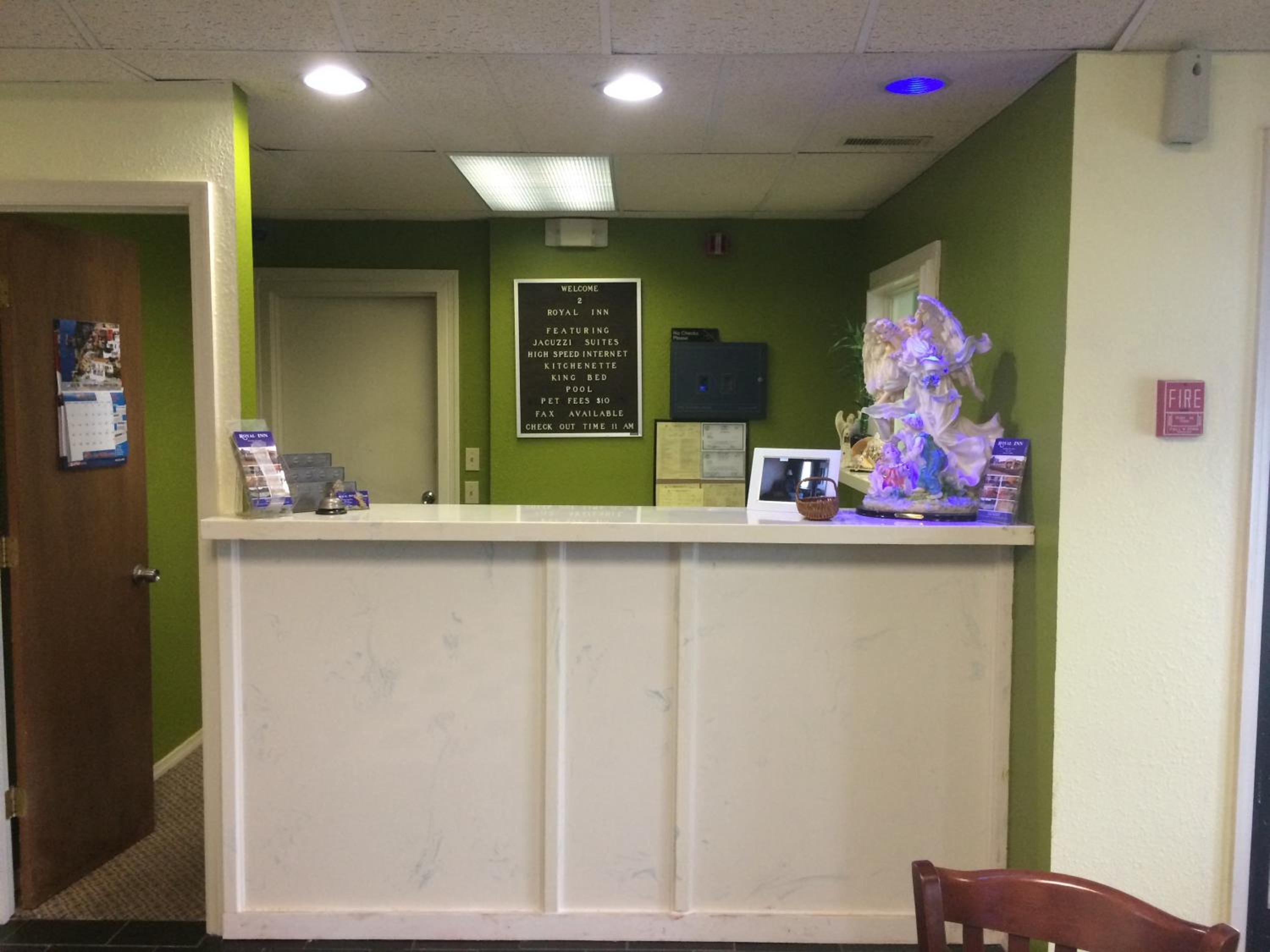 Royal Inn - Property Image 36