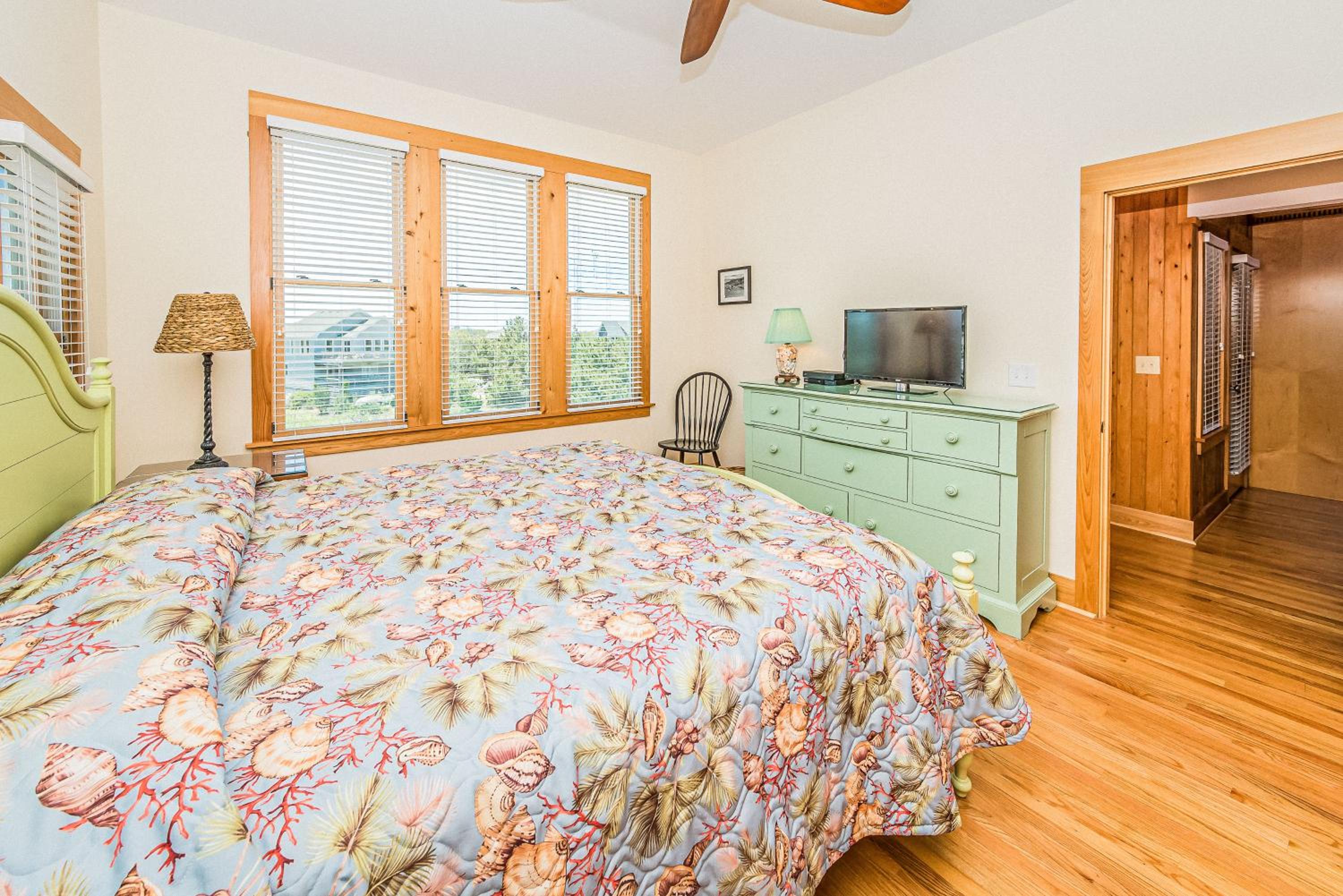 Run-A-Way Bay - Duck, Sanderling, Oceanfront, Ocean View, Hot Tub, Community Pool, Tennis