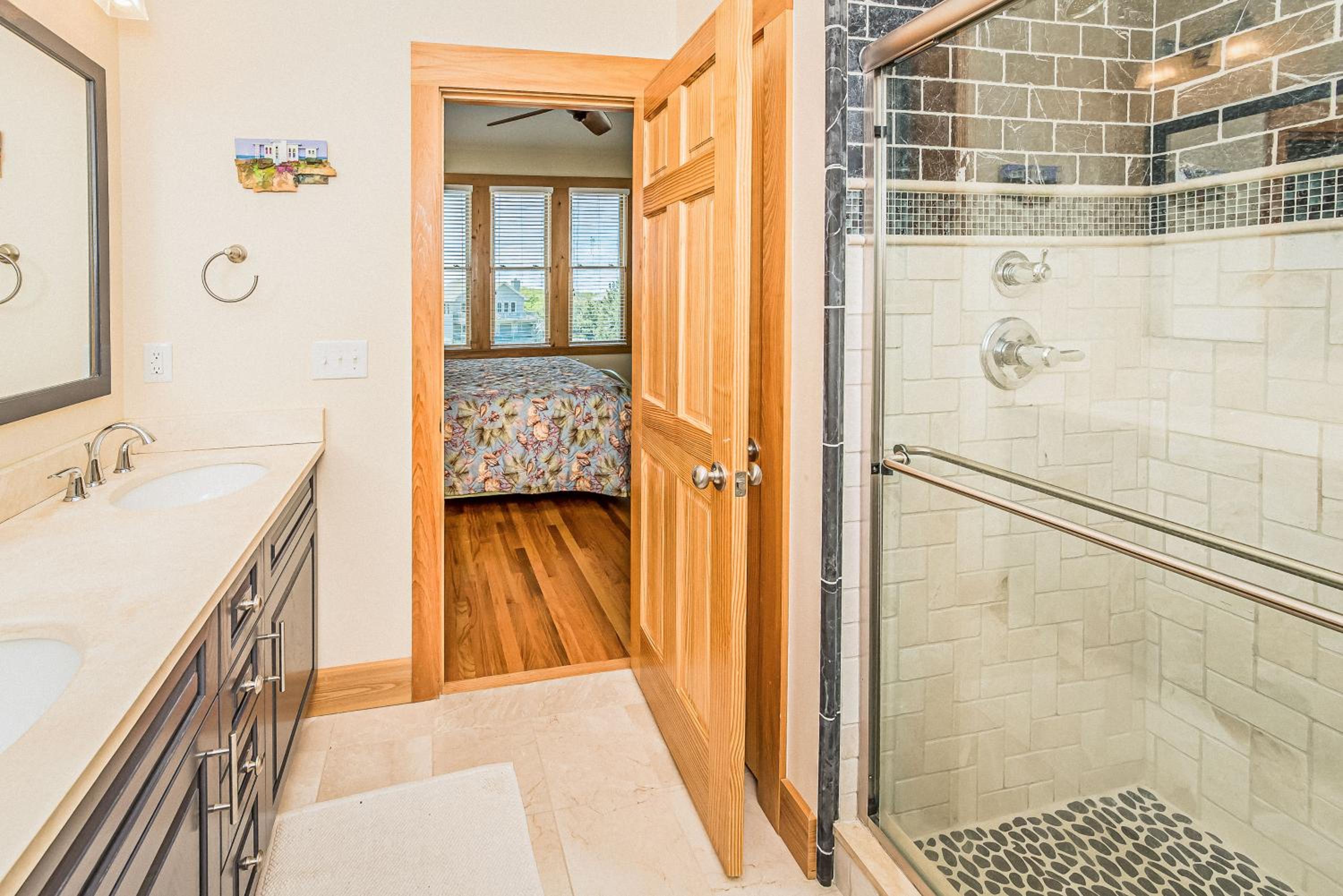 Run-A-Way Bay - Duck, Sanderling, Oceanfront, Ocean View, Hot Tub, Community Pool, Tennis