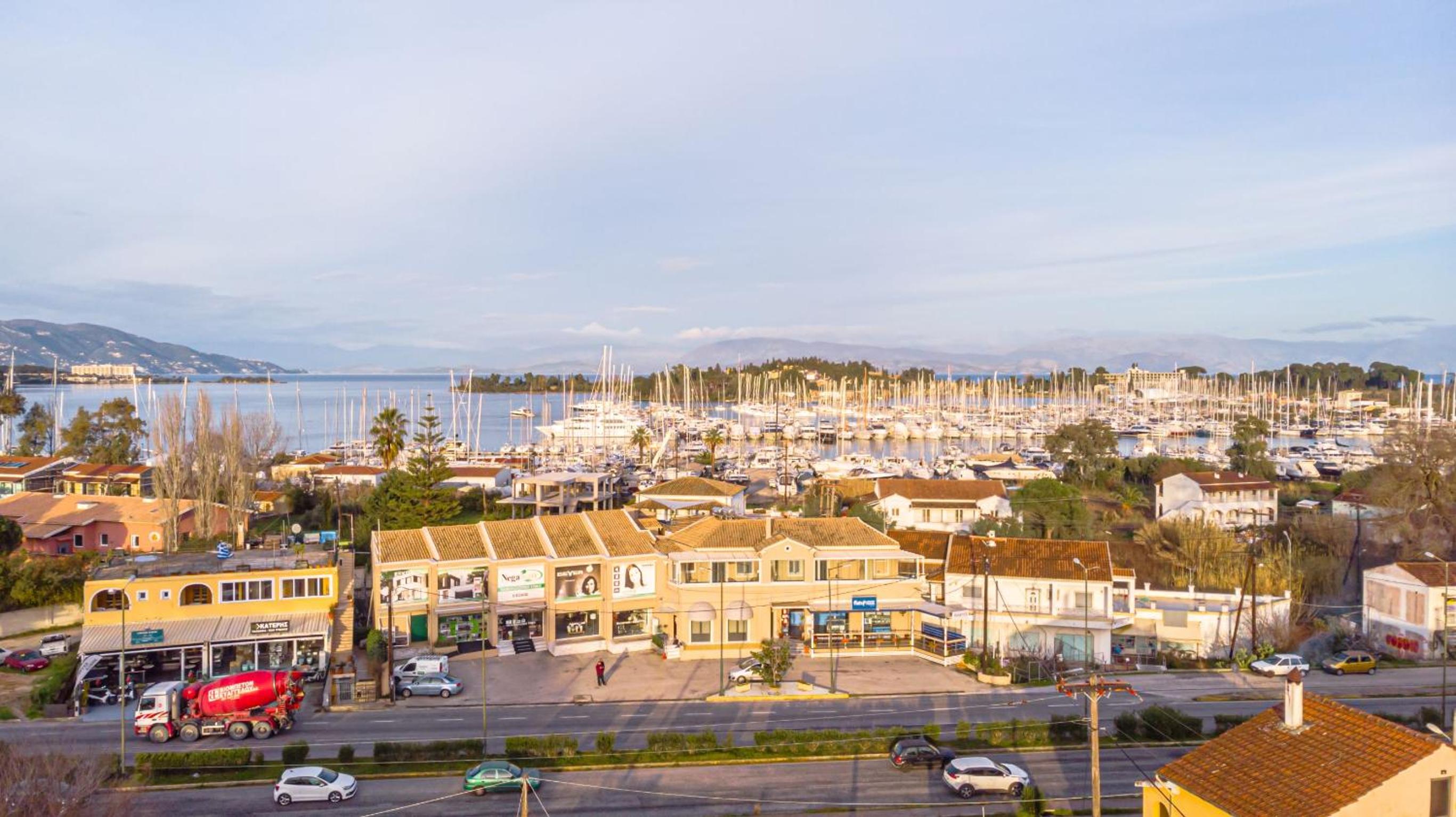 Daedalus Luxury Home - Seaview & Heated Pool