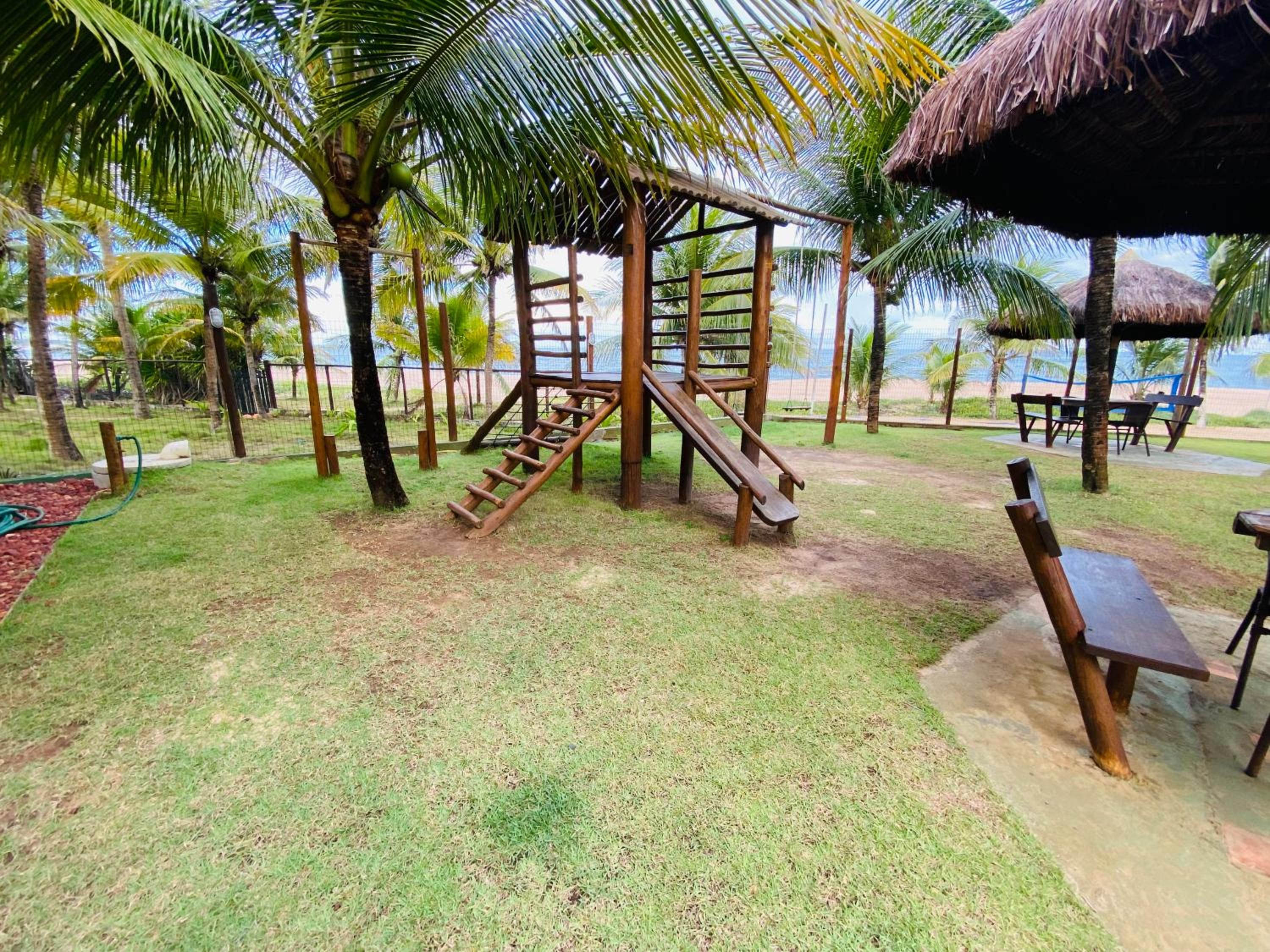 Itacimirim Summer Houses 2/4 Pé na areia