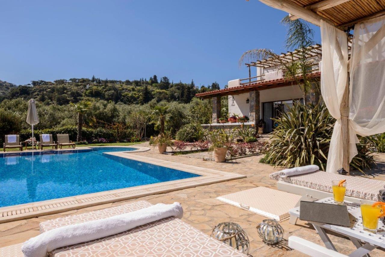 Villa Kalithea - Elegant Secluded Villa
