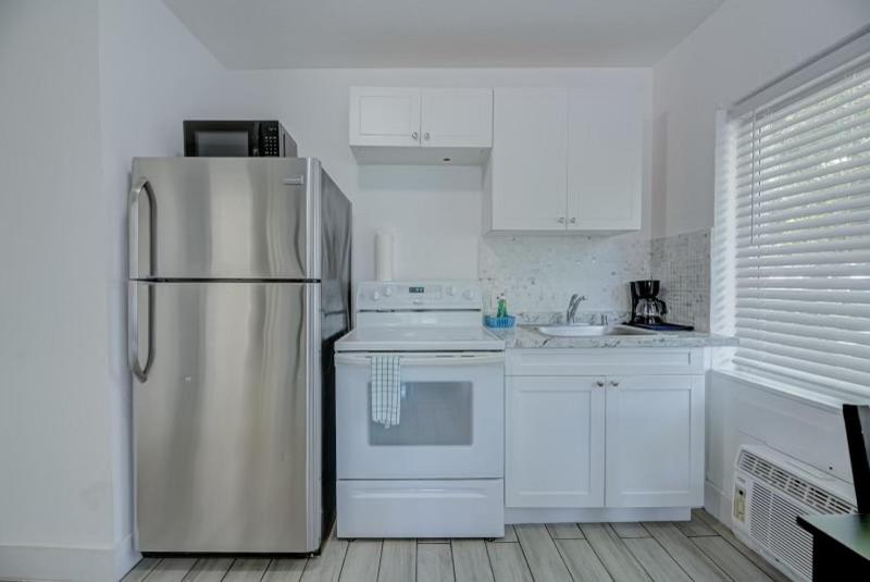 Adorable private apartments in the Heart of Miami!
