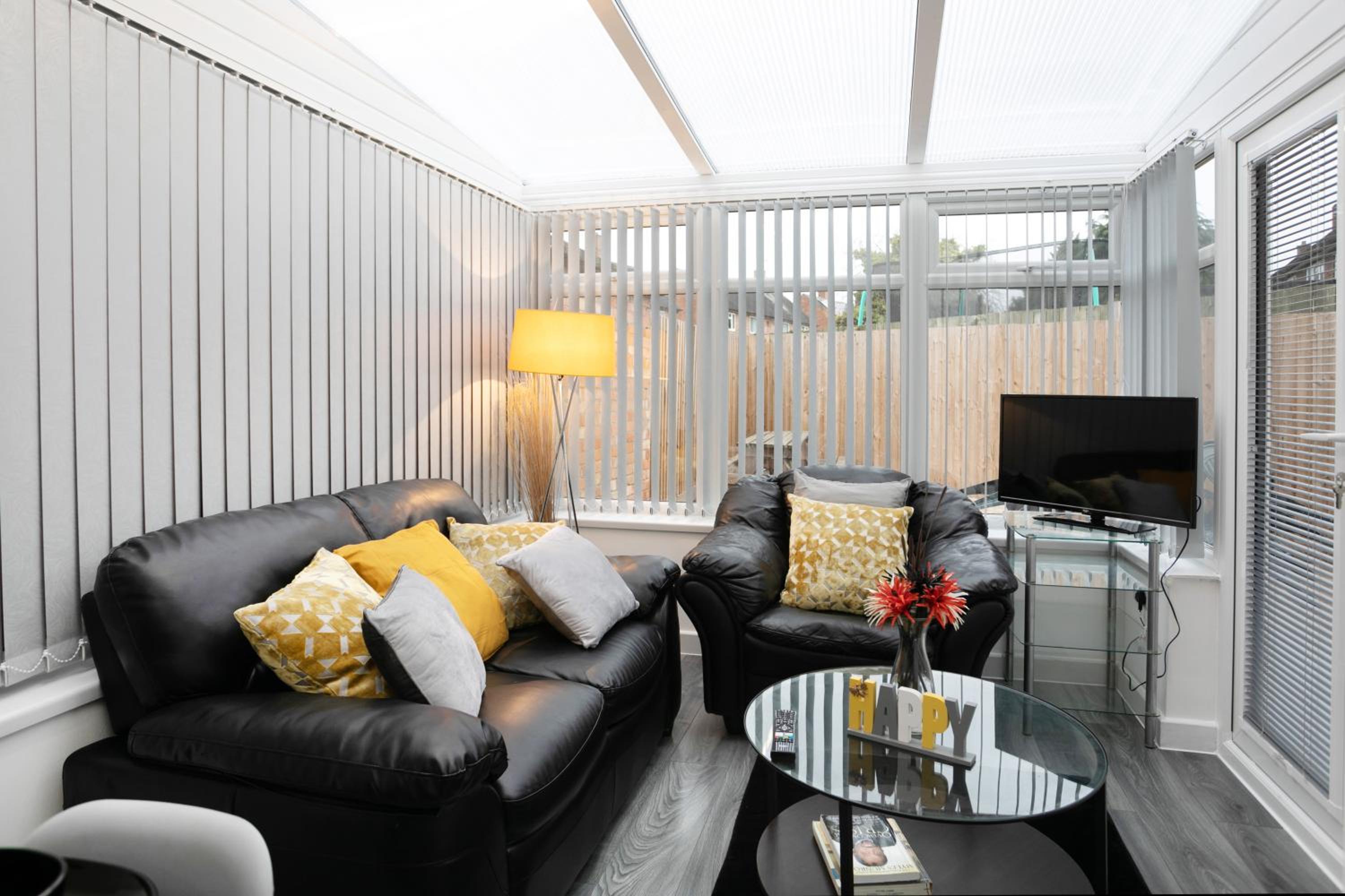 Nottingham Top Serviced Home - Chayil Experts view 5
