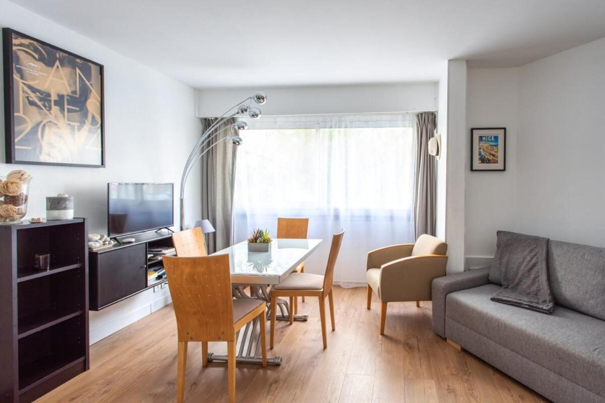 Air-Conditioned Furnished Apartment Ideal For Couples photo 2