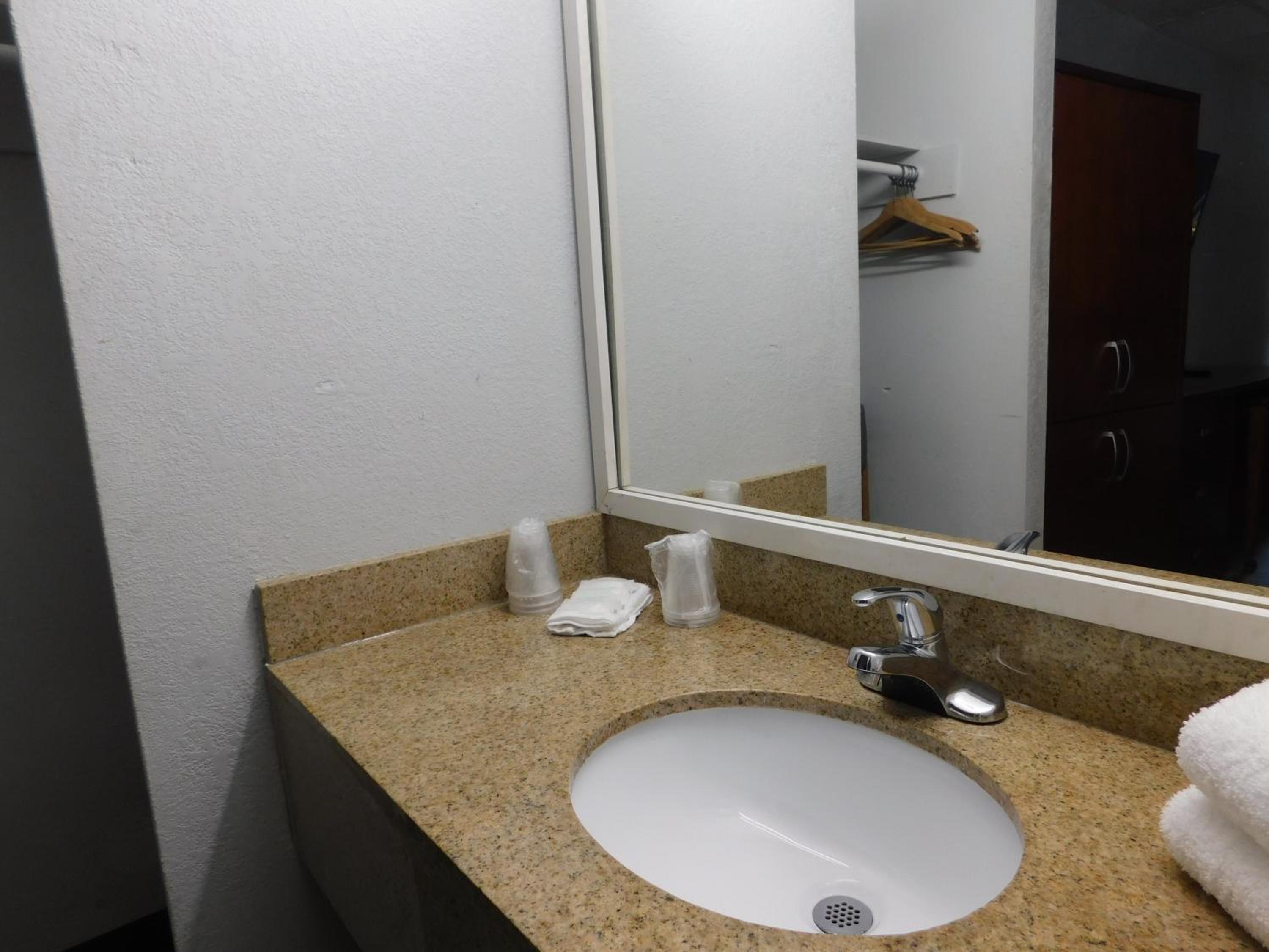 Park View Inn.