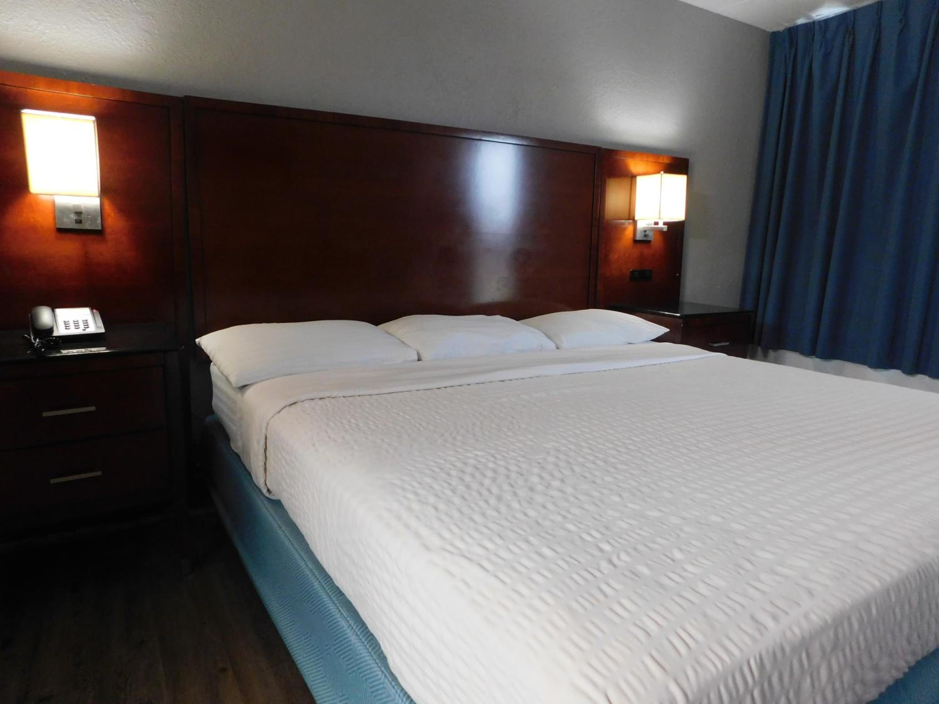 Park View Inn.