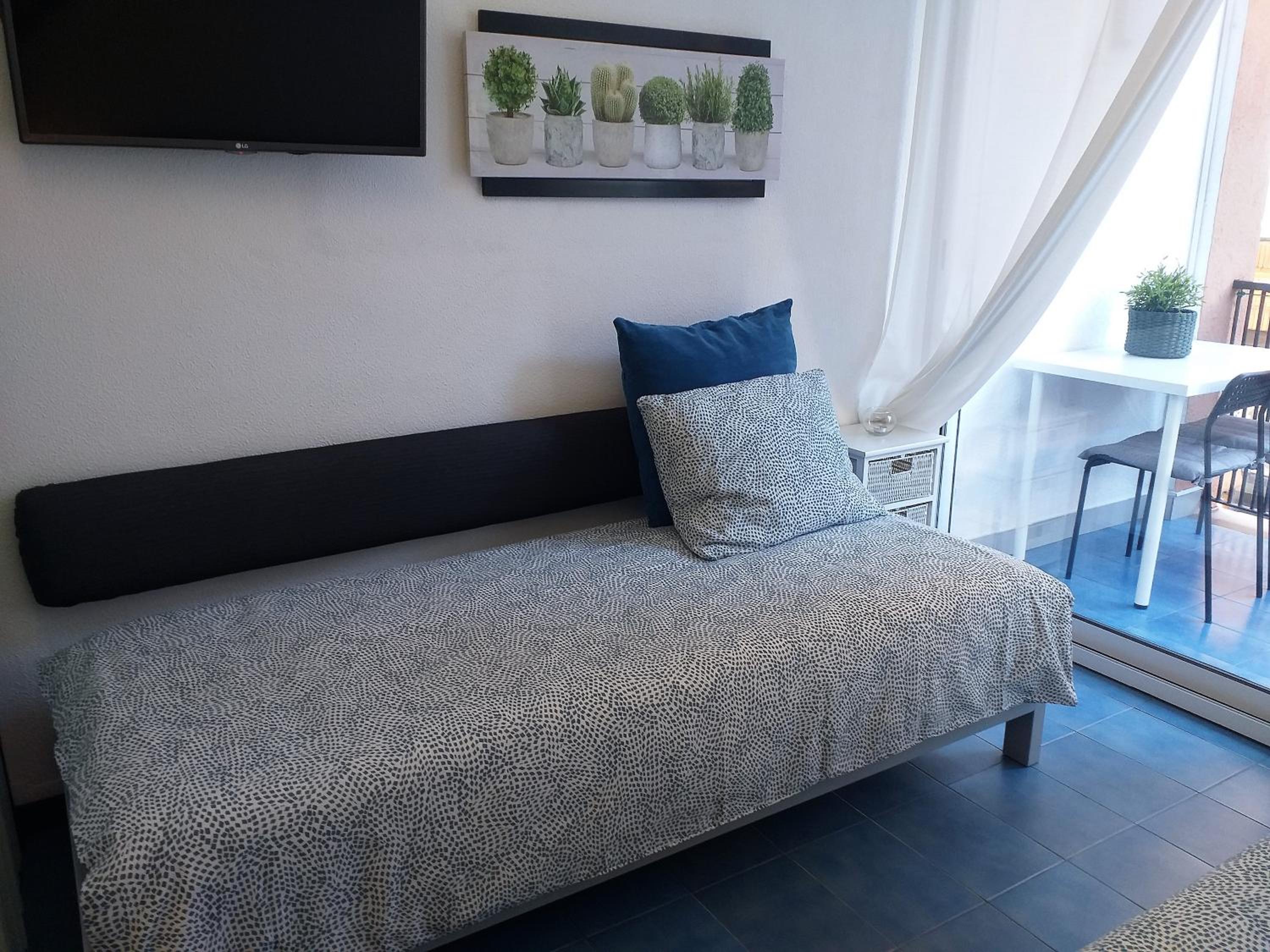 APARTAMENTO con TERRAZA VISTAS AL MAR