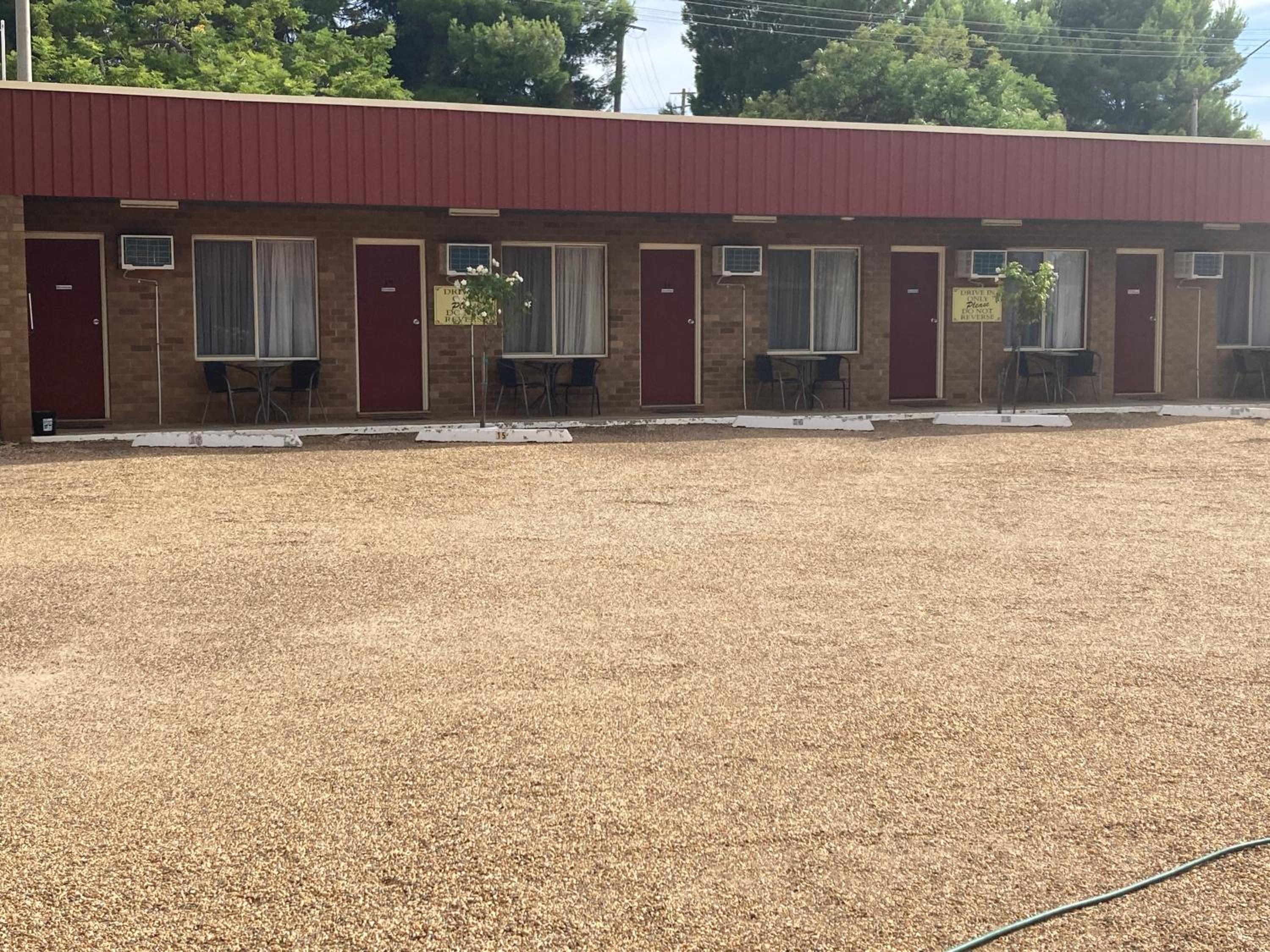 Camellia Motel