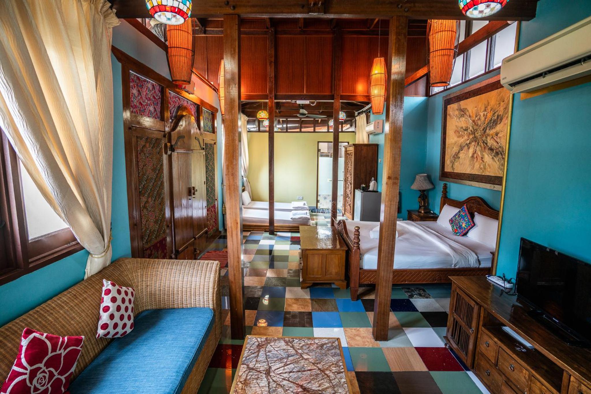 Lost Paradise Resort