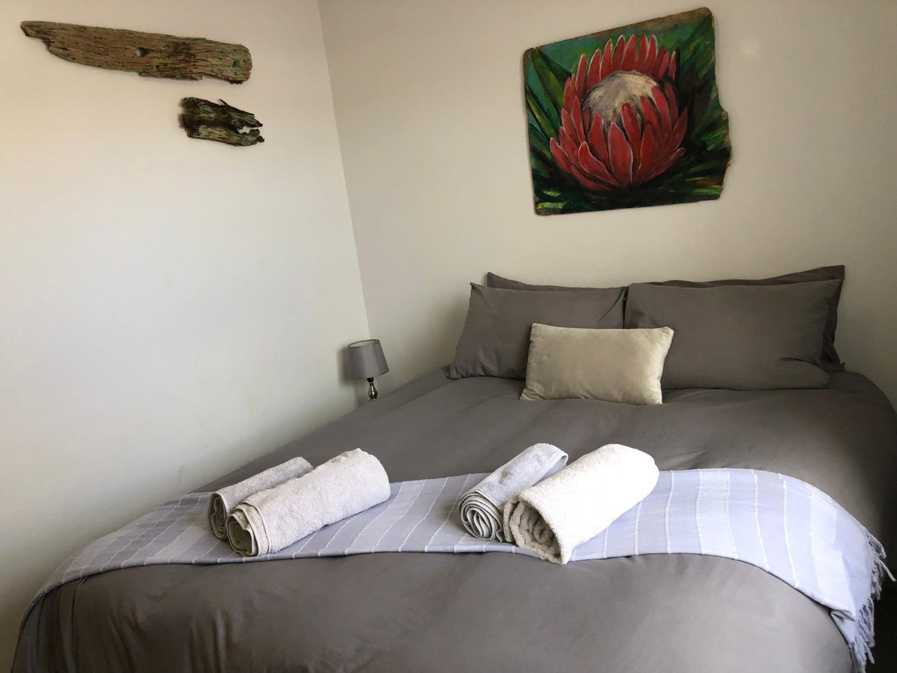 Old Cape on The Marina - The flamingo : unit 8
