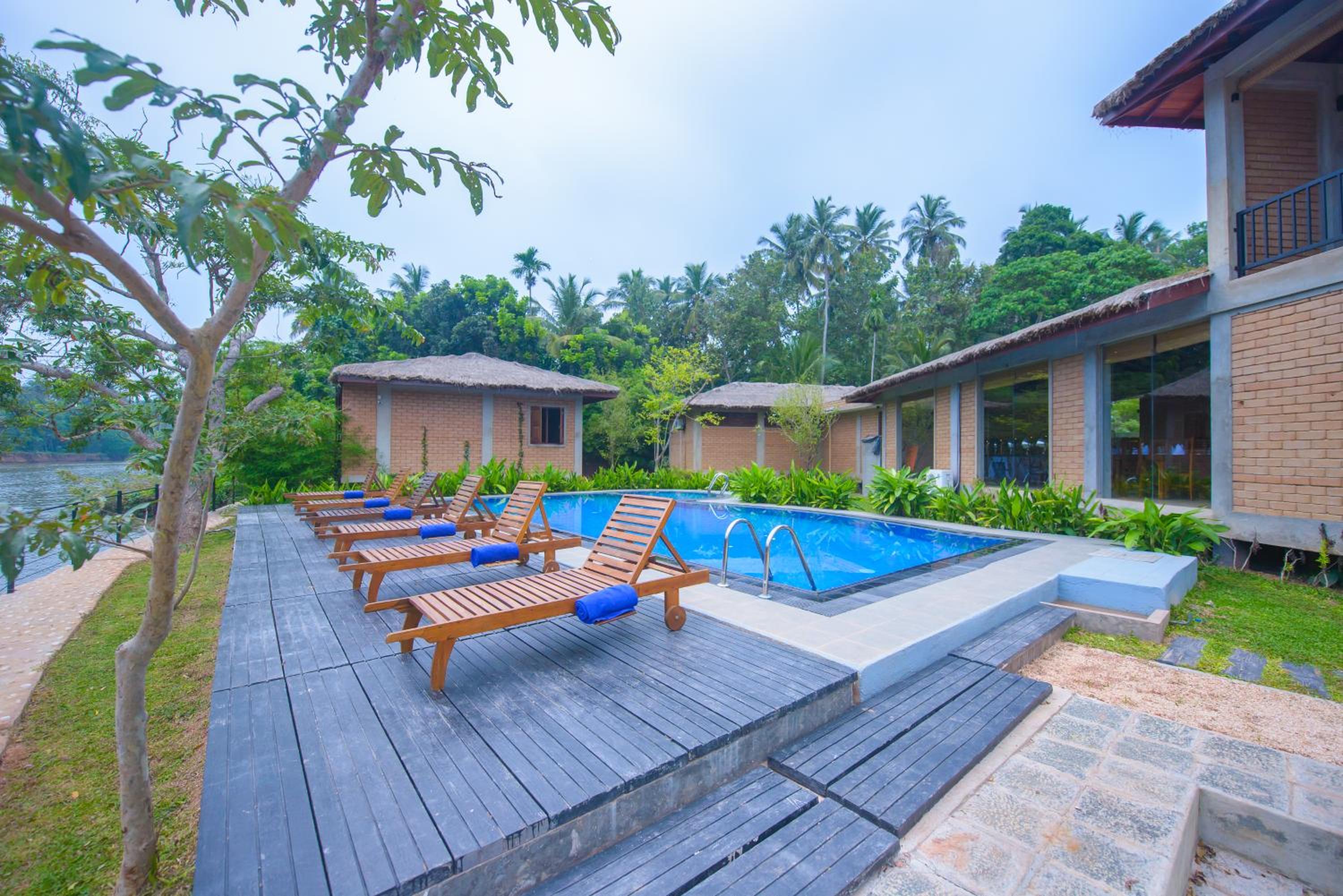 Karunakarala Ayurveda Resort, Waikkal - 23