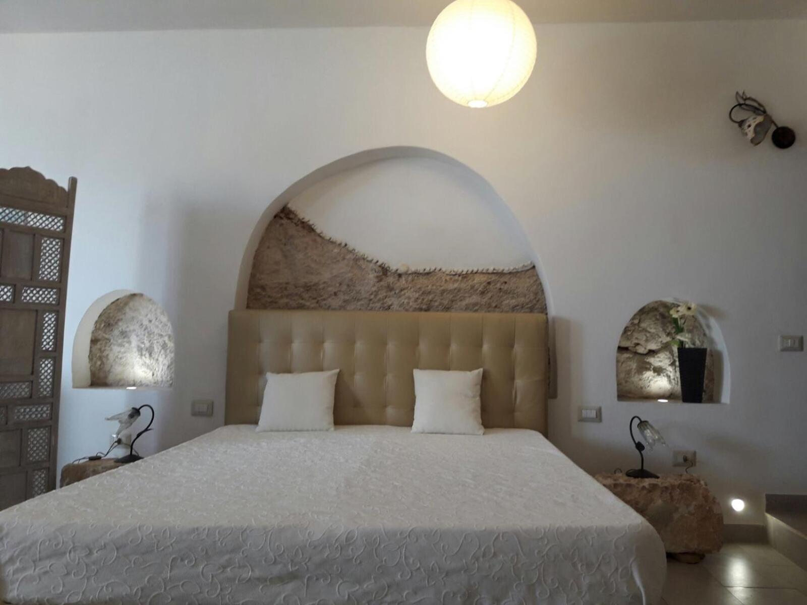 Lysithea - Le due Lune photo 2