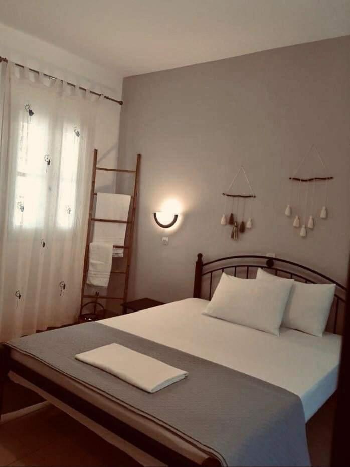Alezina studios