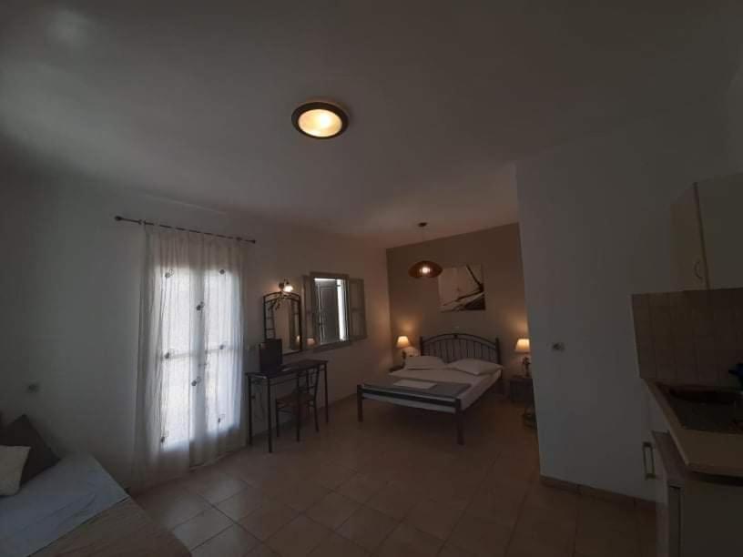 Alezina studios