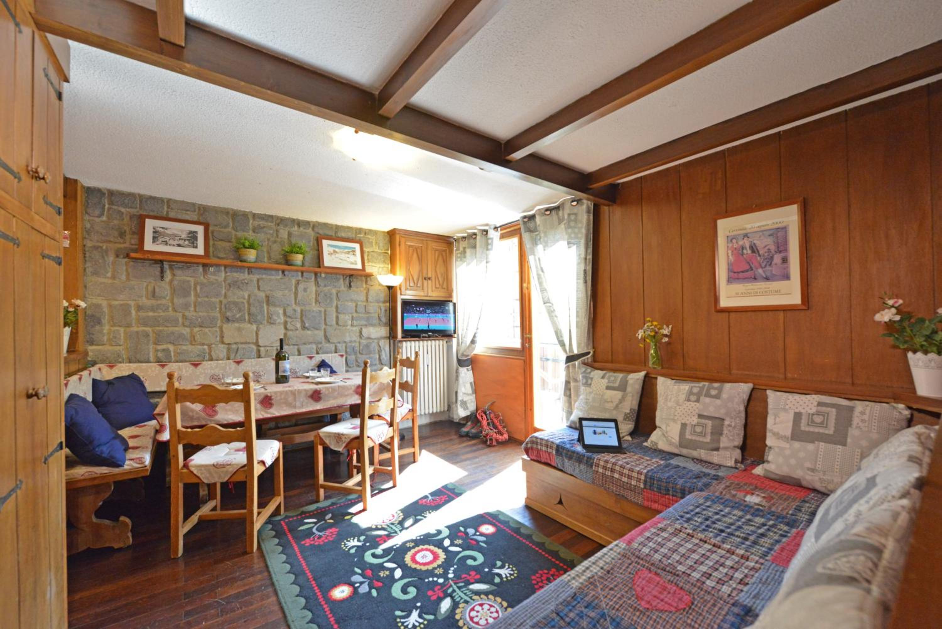 Cervino Valley House Rododendro