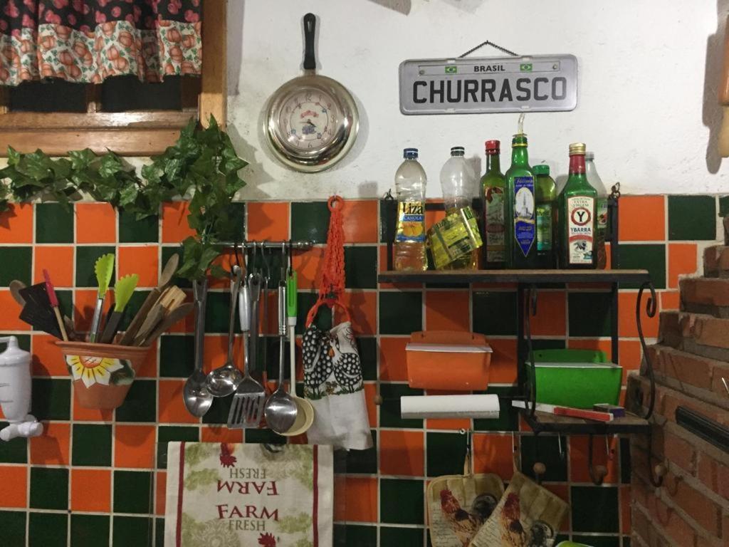 Confortável Casa de Campo em Condomínio Fechado