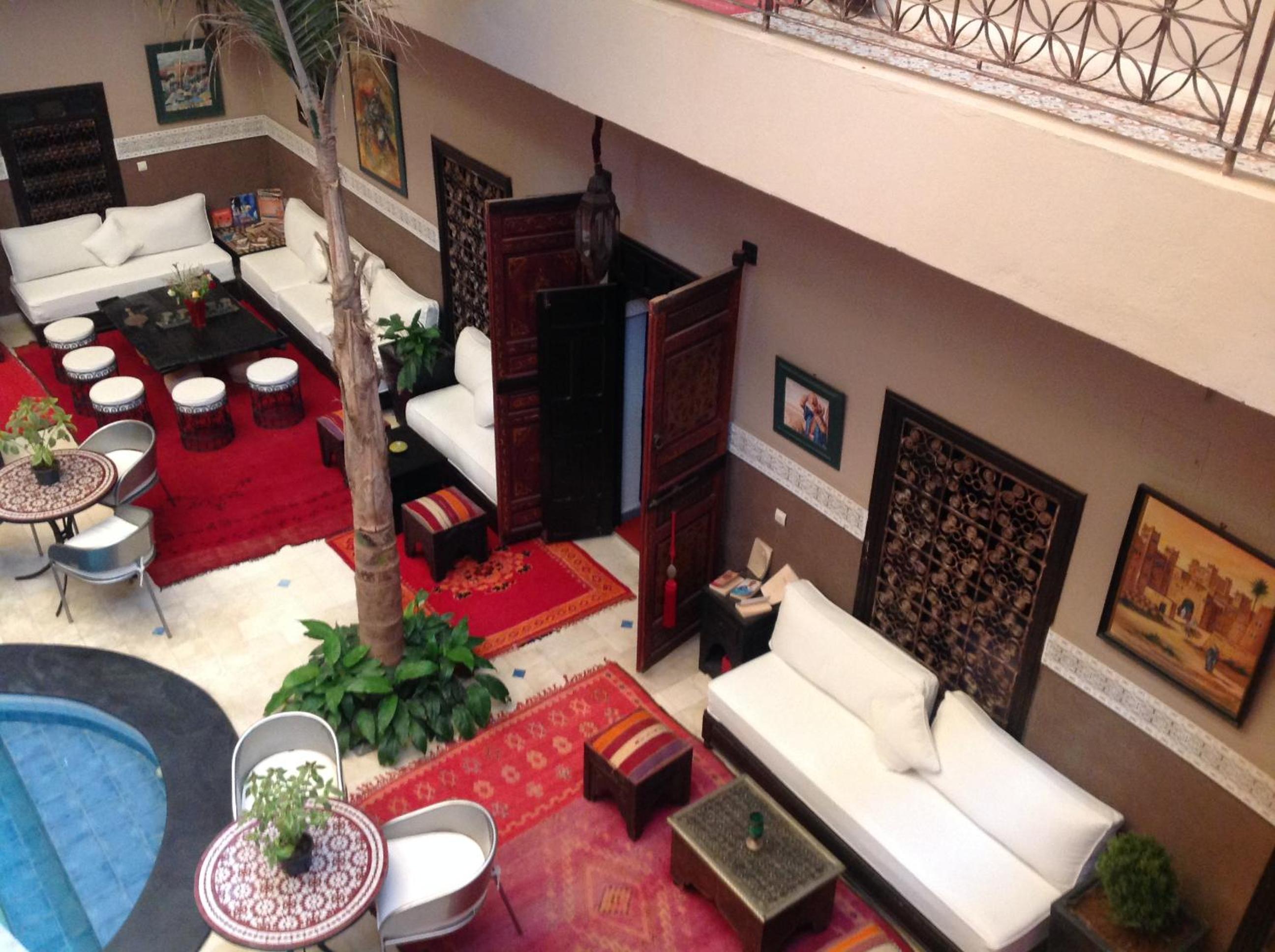 lounge