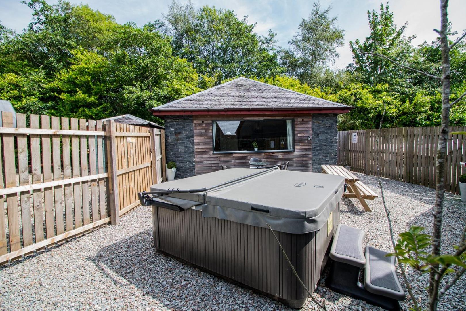 Balmaha Lodges and Apartments
