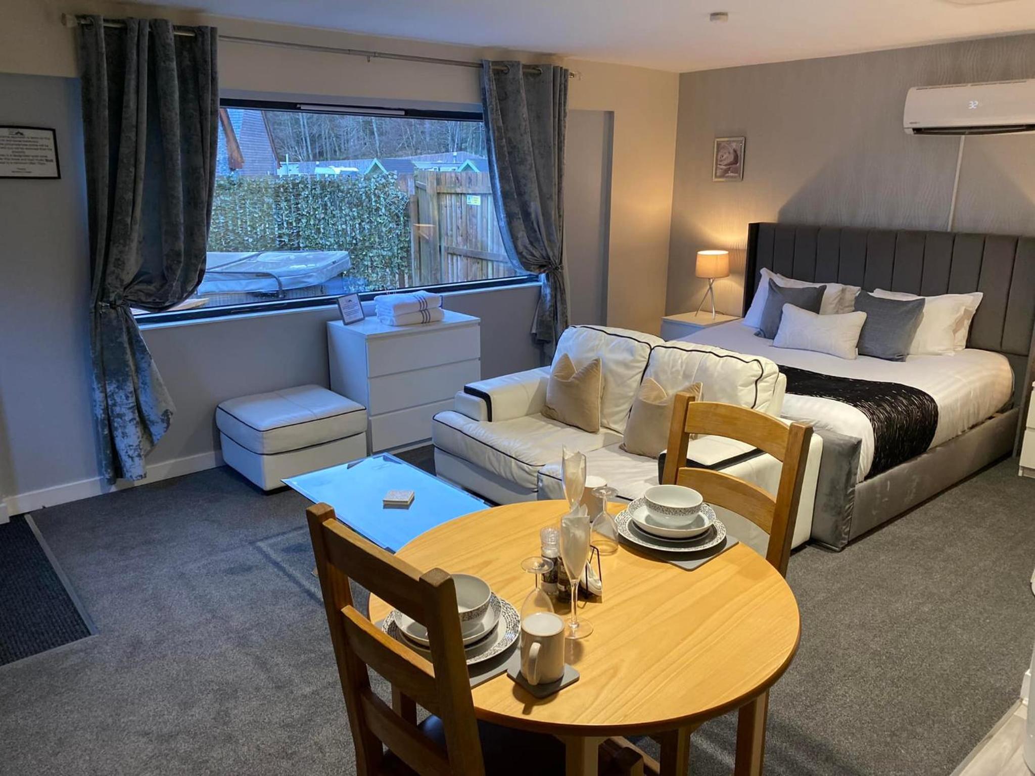 Balmaha Lodges and Apartments