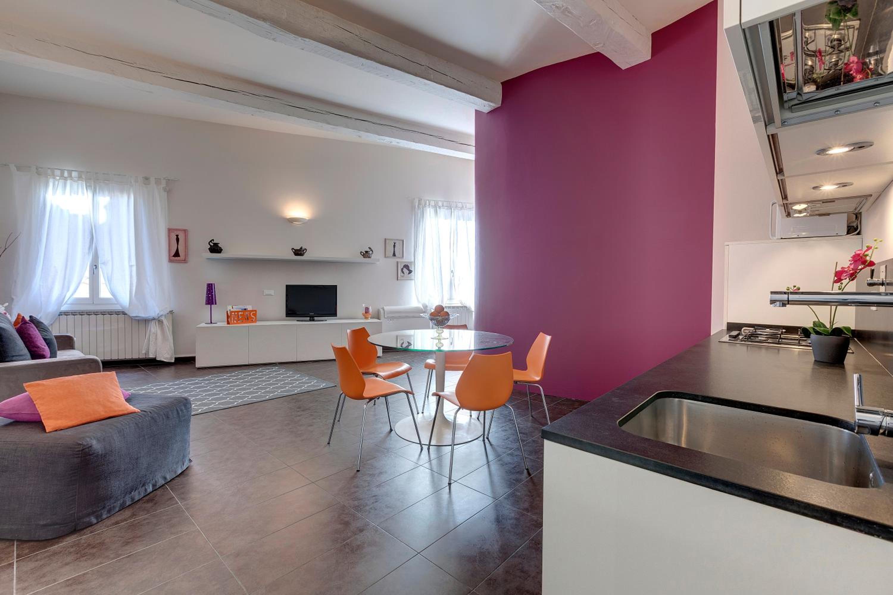 Glam Apartments