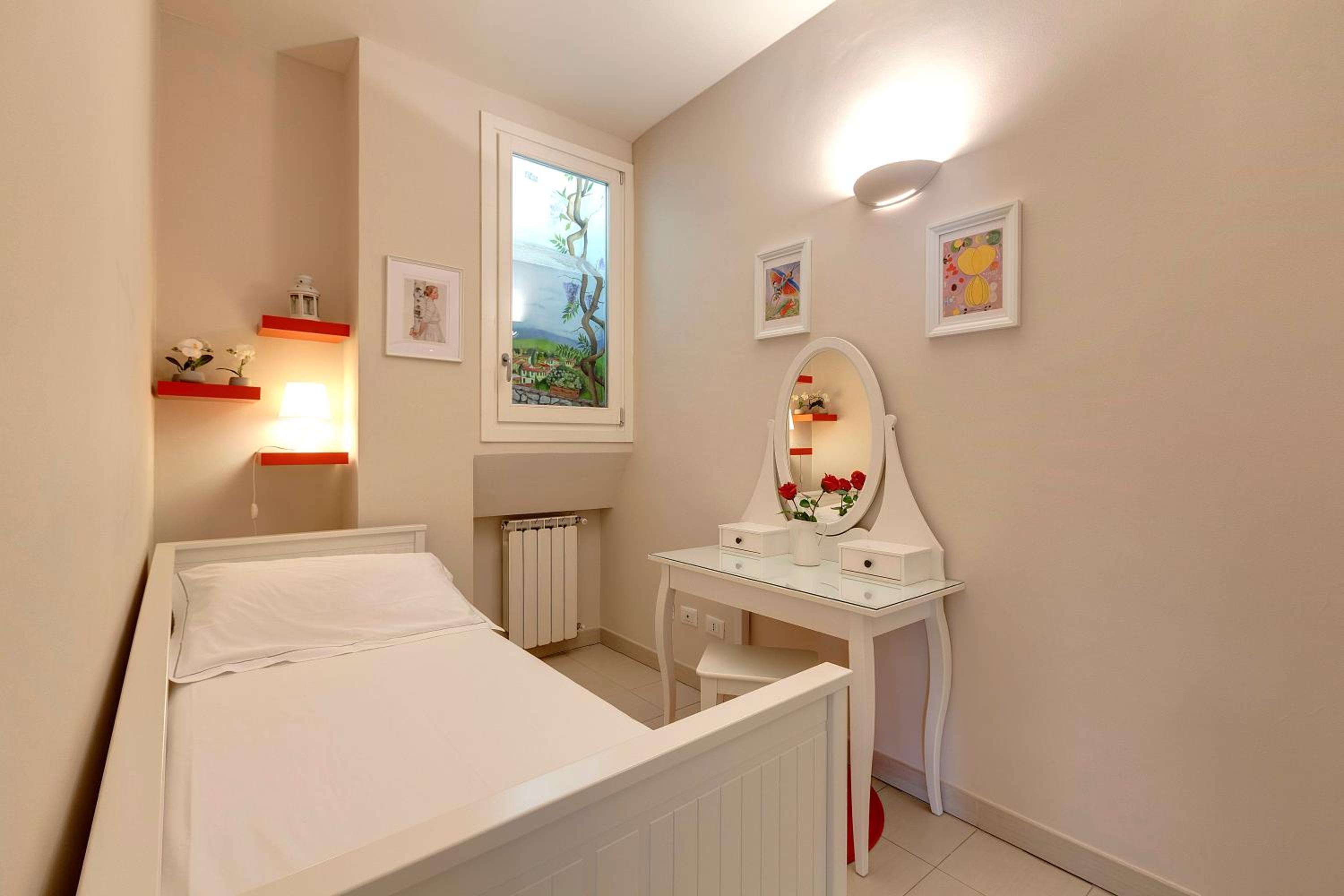 Glam Apartments