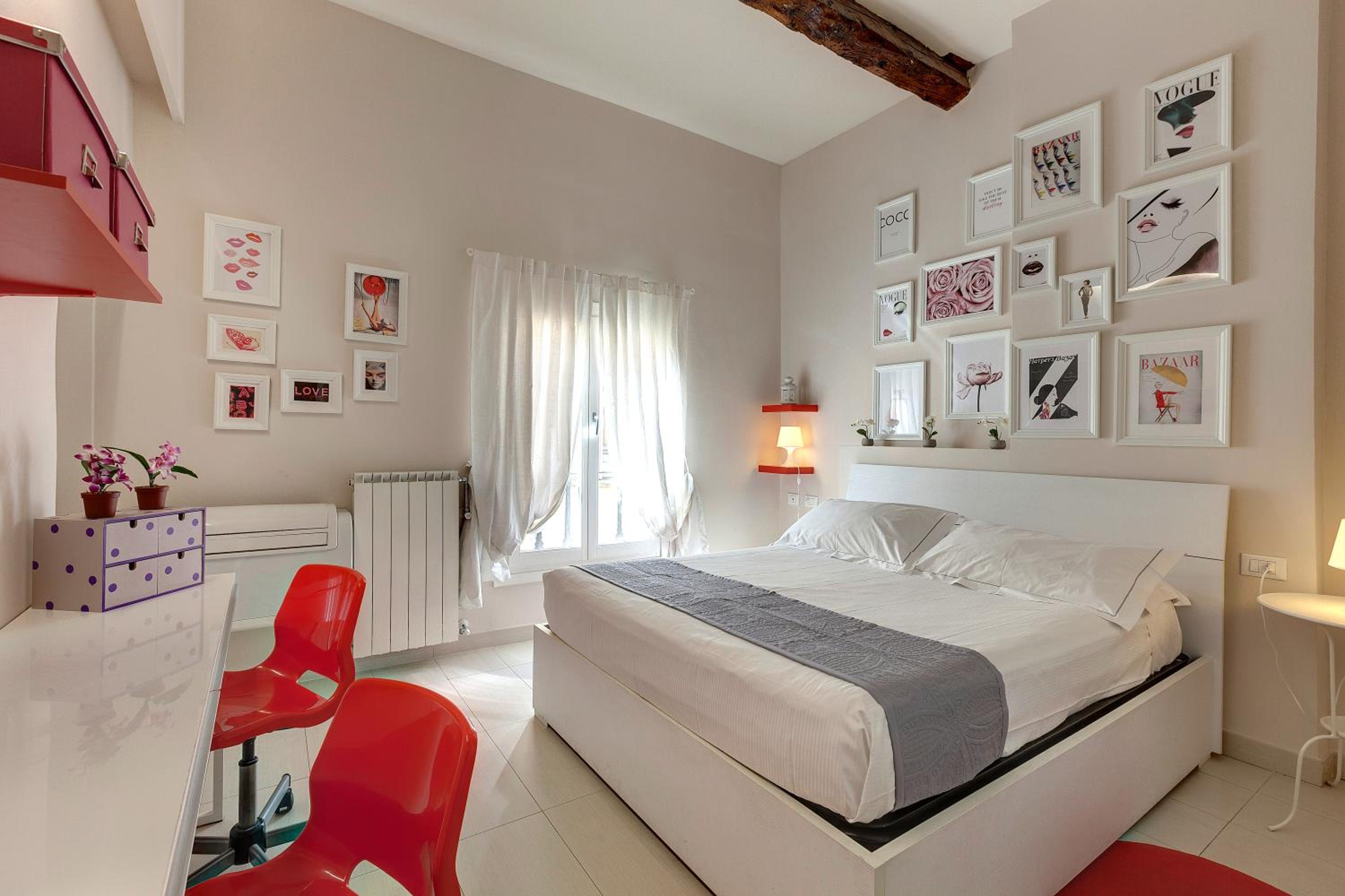 Glam Apartments