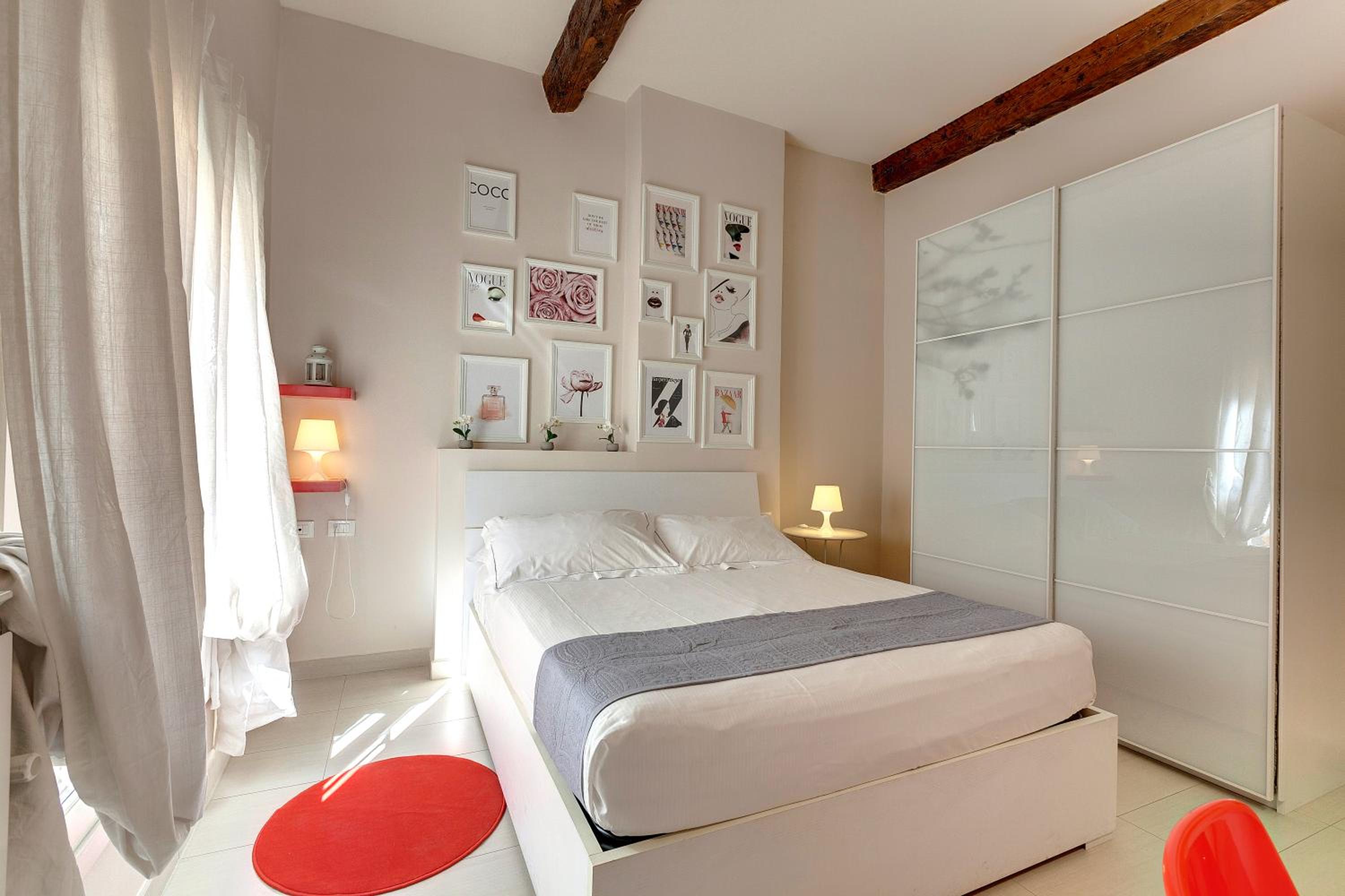 Glam Apartments