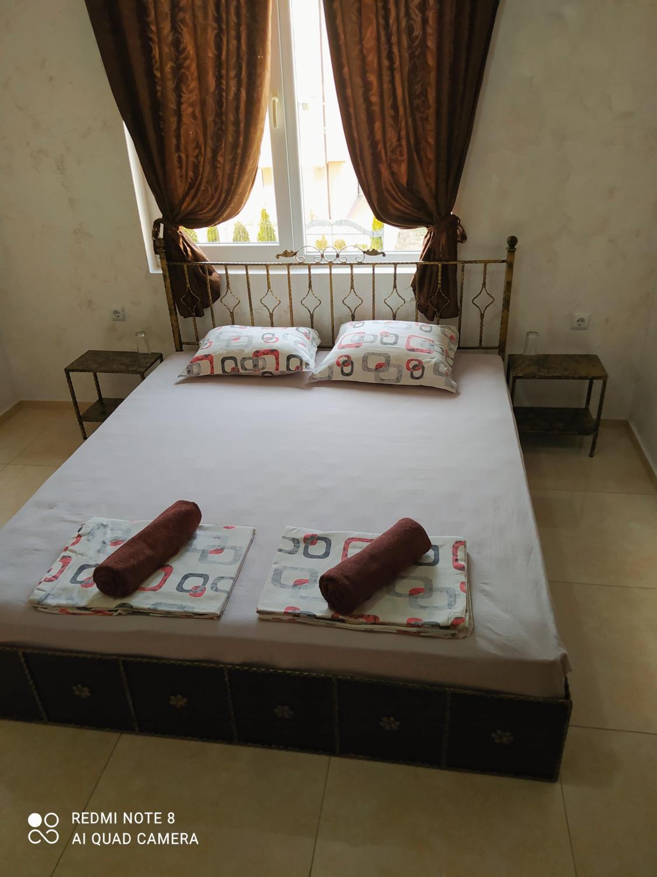 Dracena Guesthouse