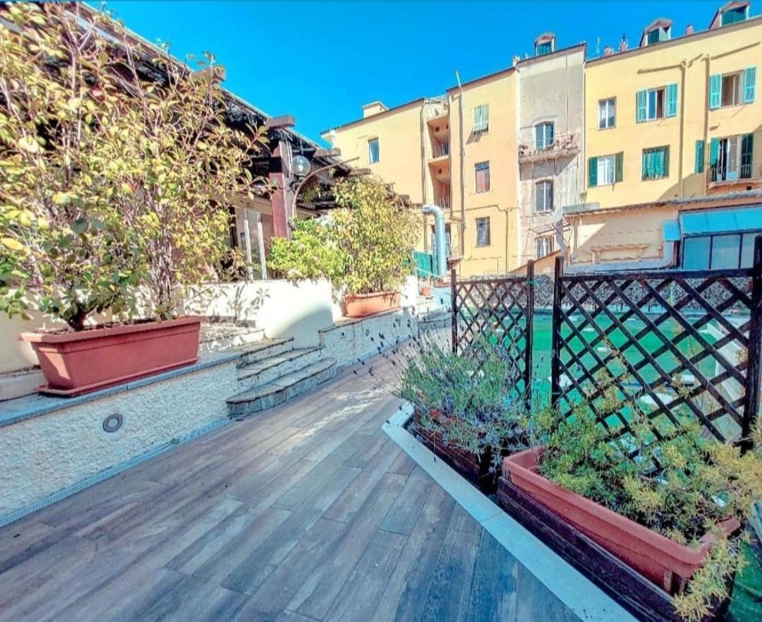 Locanda Sapori en Sanremo — balance & terrace