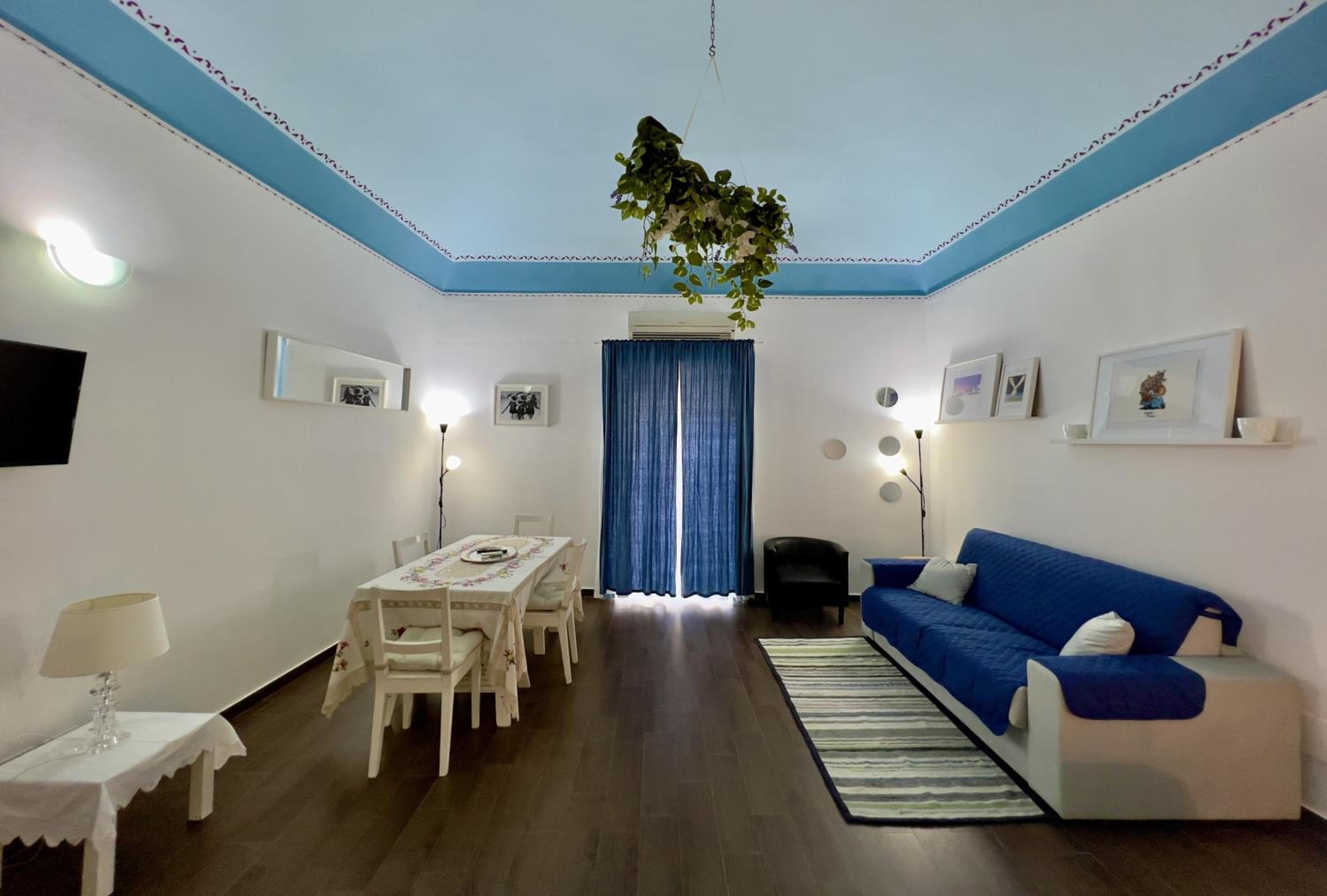 Porto Salvo Apartments - by Vacation Service view 2