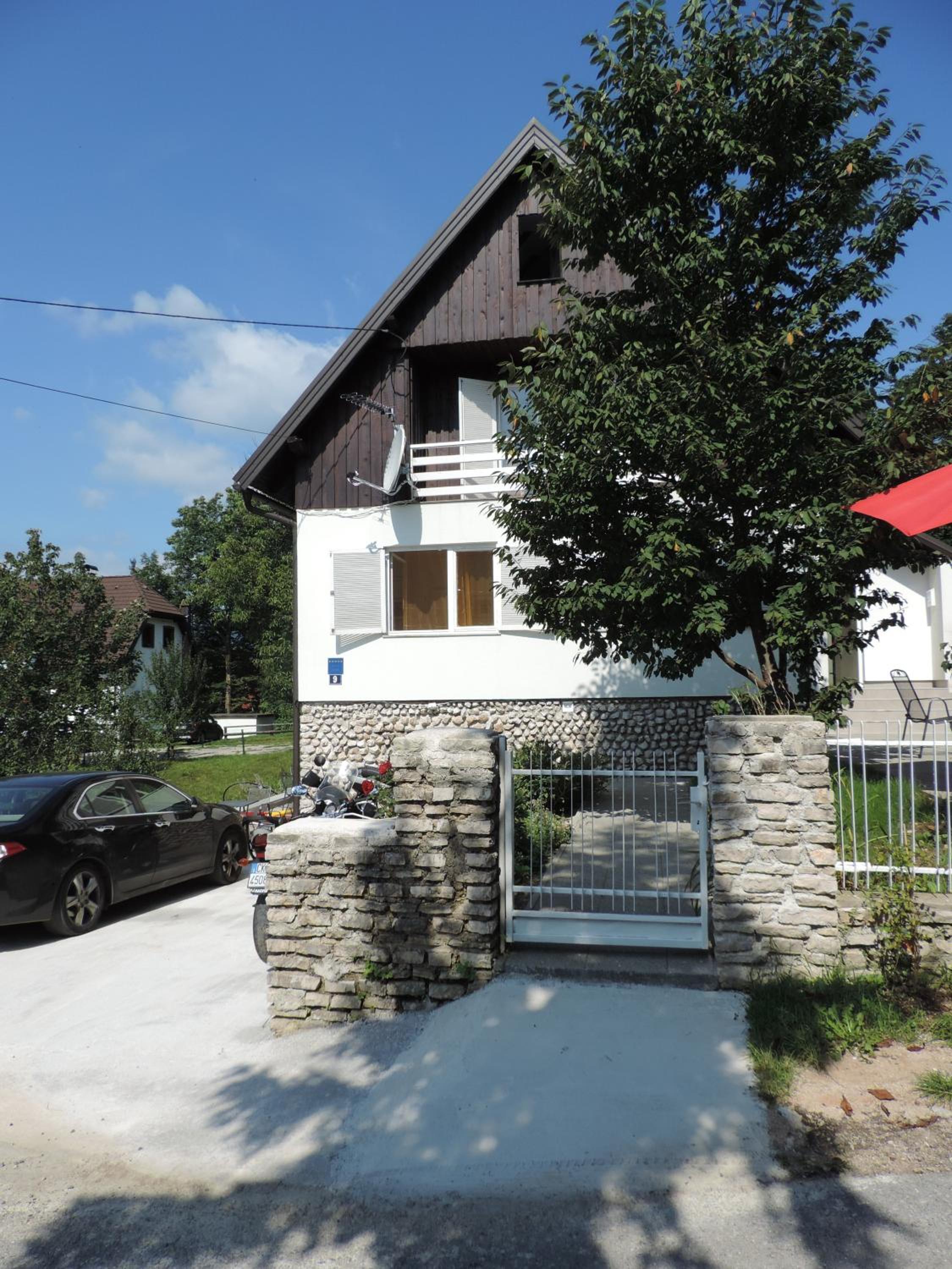 Photo 44