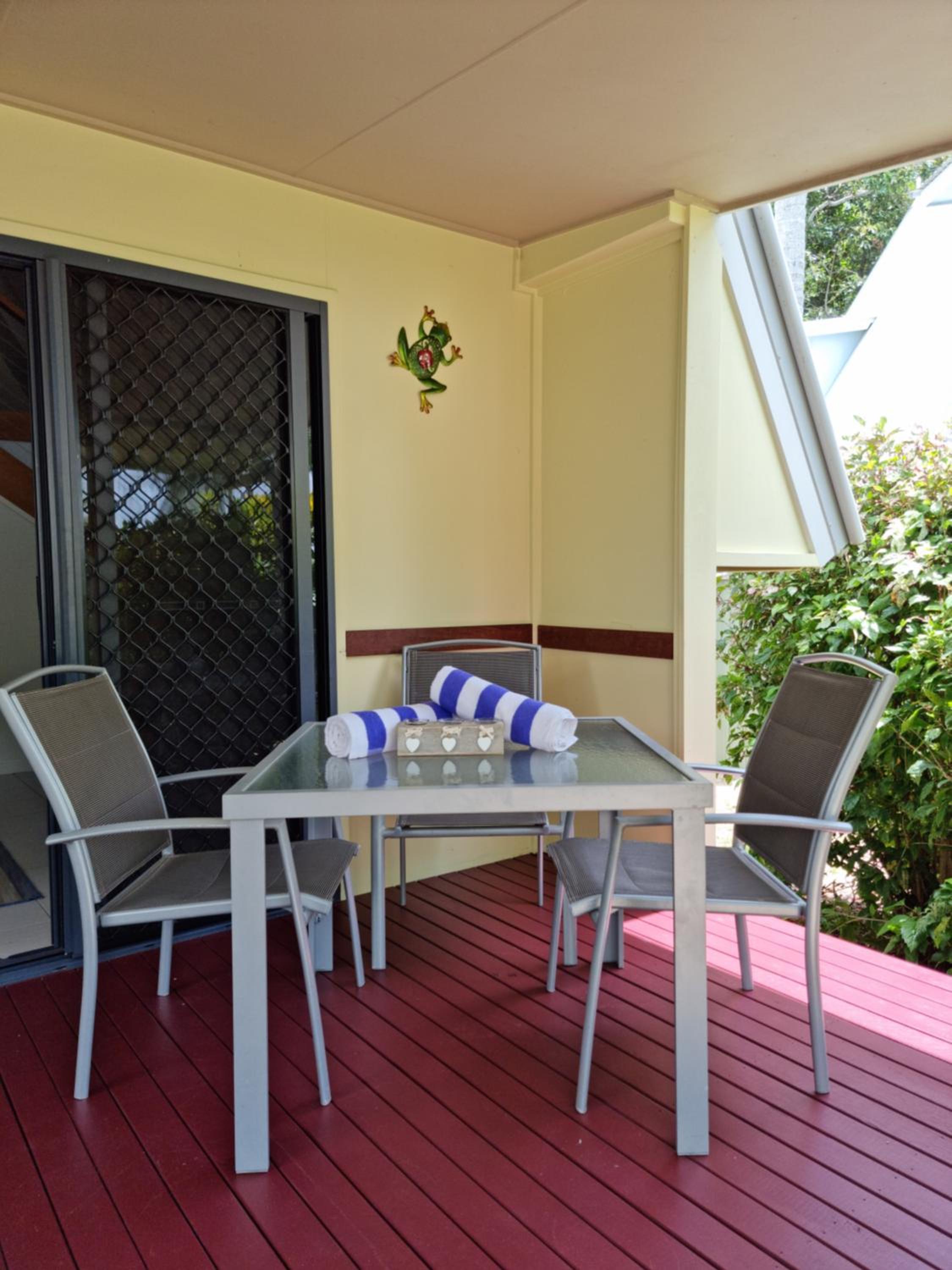 Canopy 5 Chalet