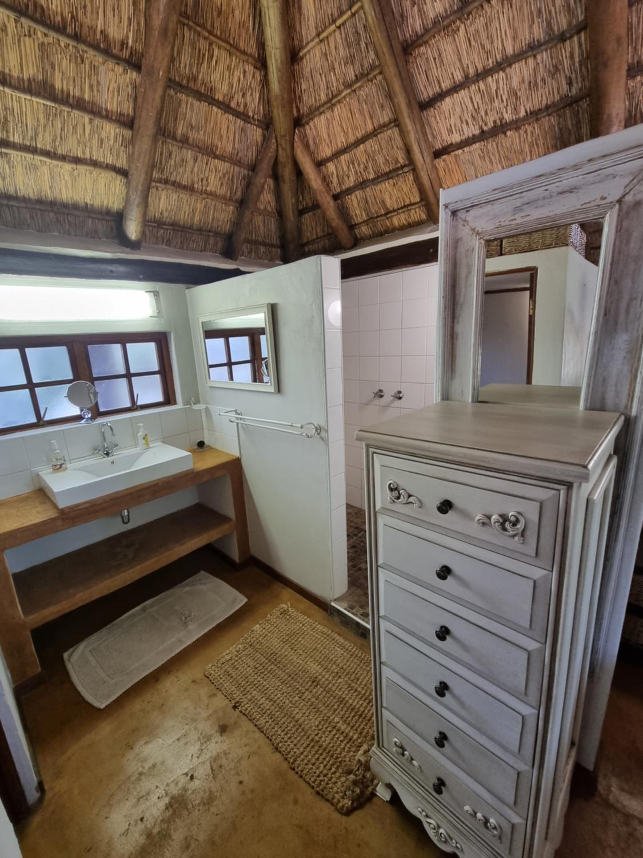 Milkwood Cottage Mabalingwe view 4