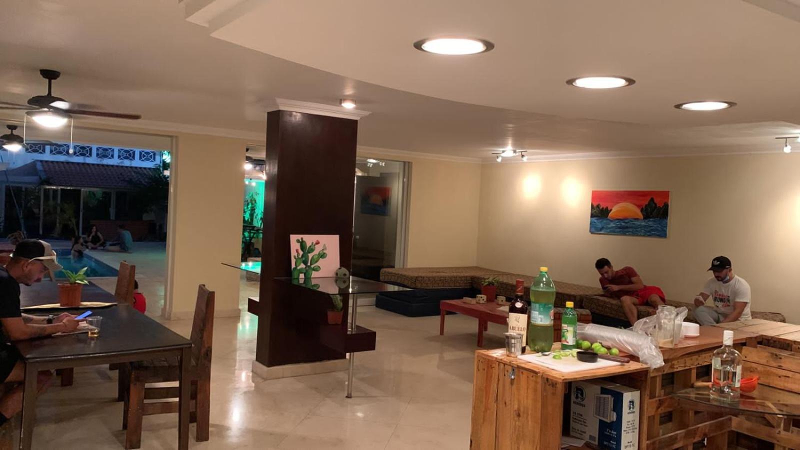 lounge