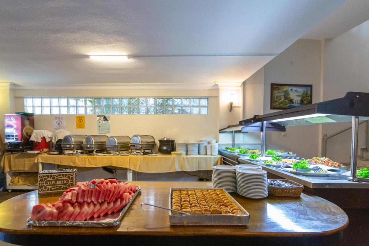 Ponz Hotel - Image 36