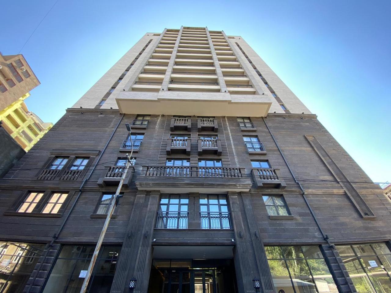 Apart-hotel on Koghbatsi 16