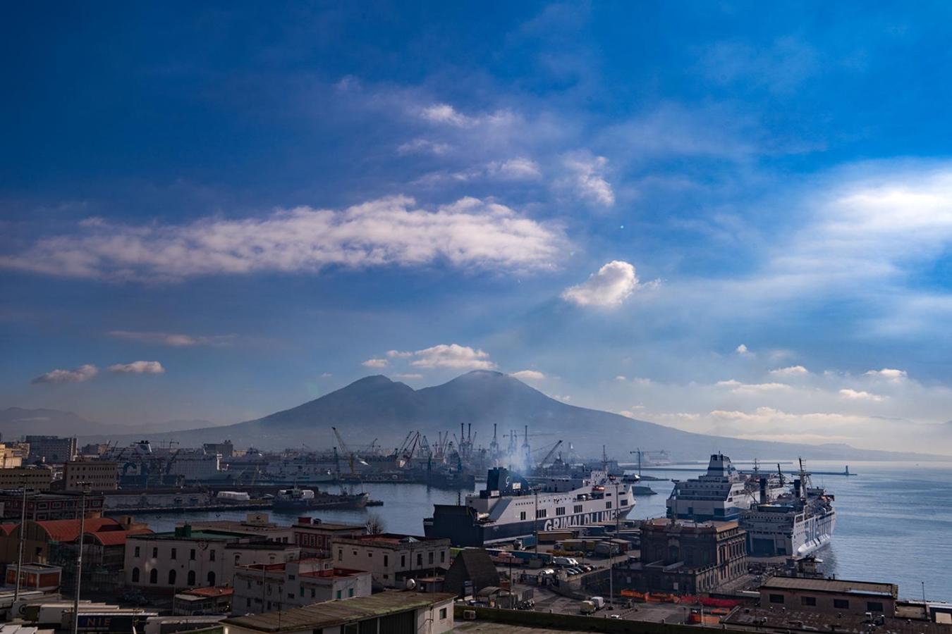 P.C. Boutique Medina H. Napoli Centro, by Clapa Group