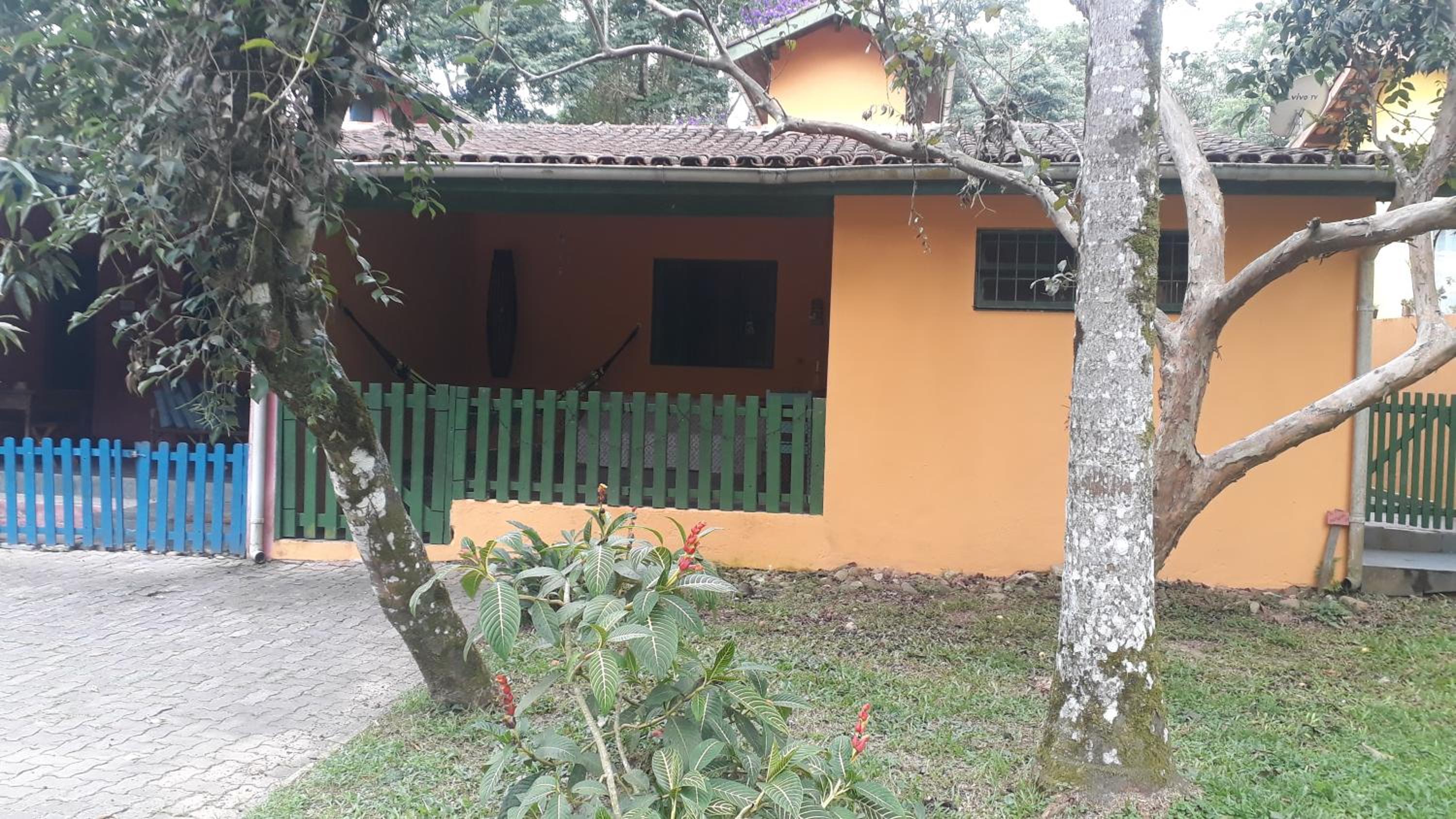 Alegria casa 3 dorms Cond Fechado churrasqueira piscina