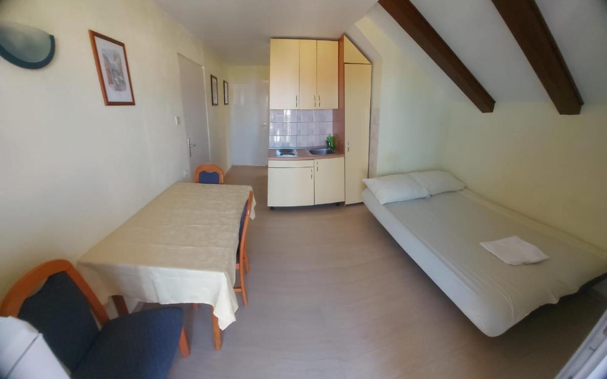 Apartments Toni view 5