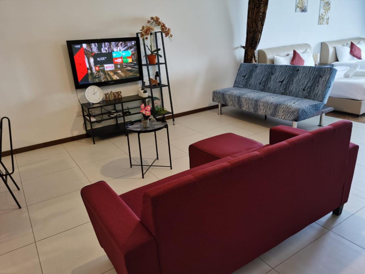 Landmark Million Dollar King Suite #Netflix#500mbps WiFi photo 5