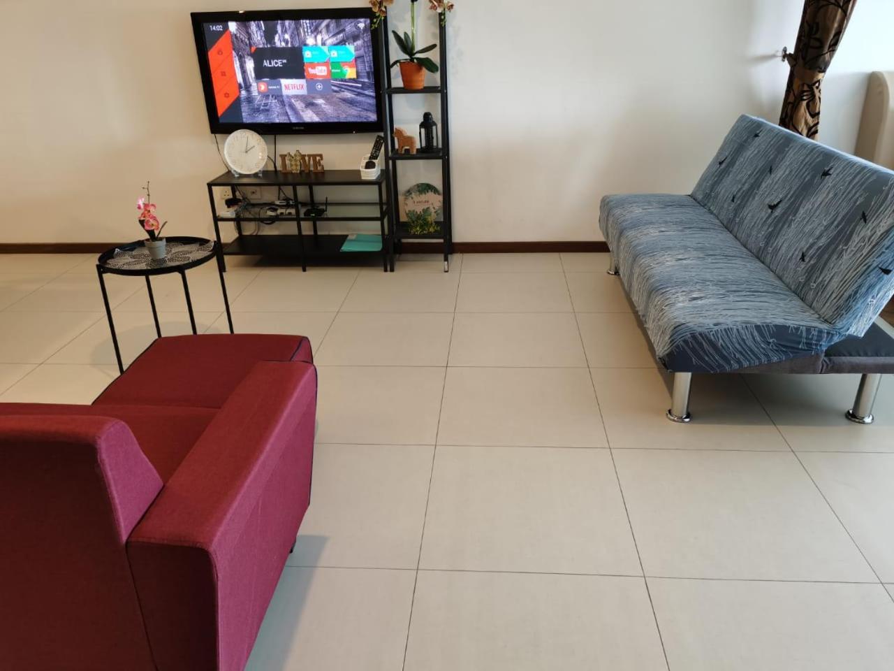 Landmark Million Dollar King Suite #Netflix#500mbps WiFi photo 6