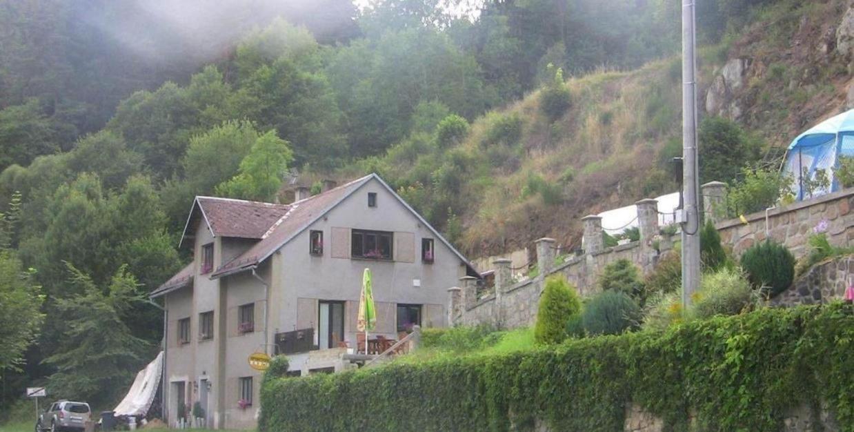 Hotel Penzion Apartmány Bečov - Image 1