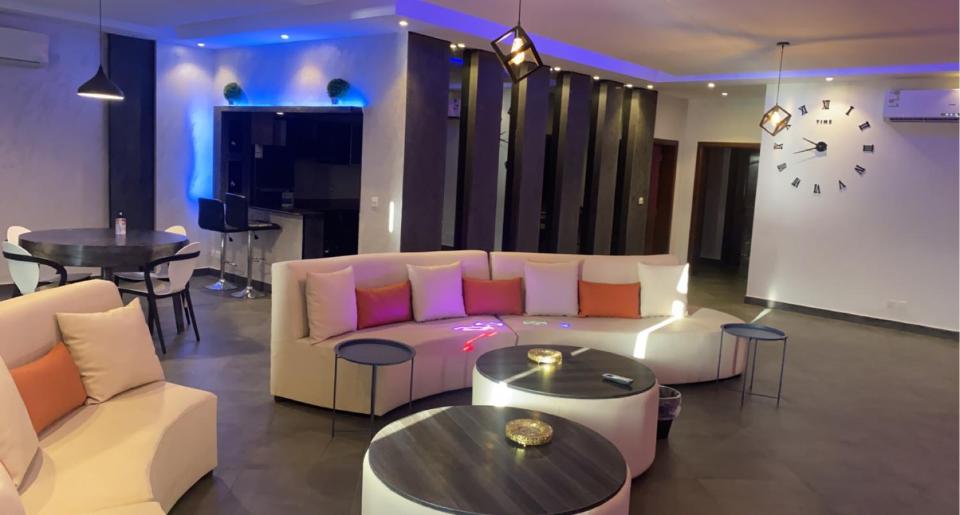 lounge