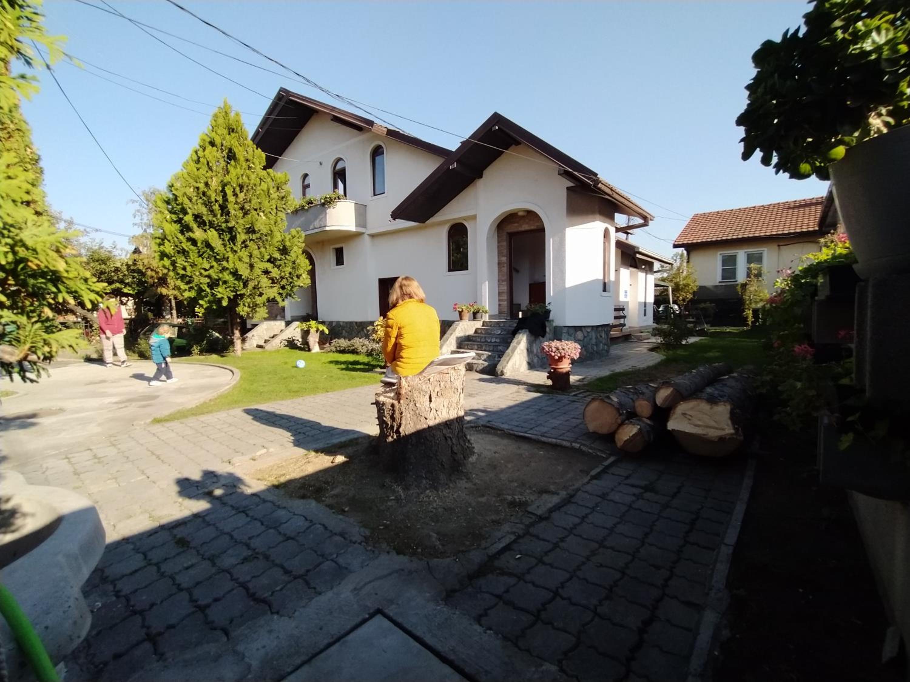 Photo 42