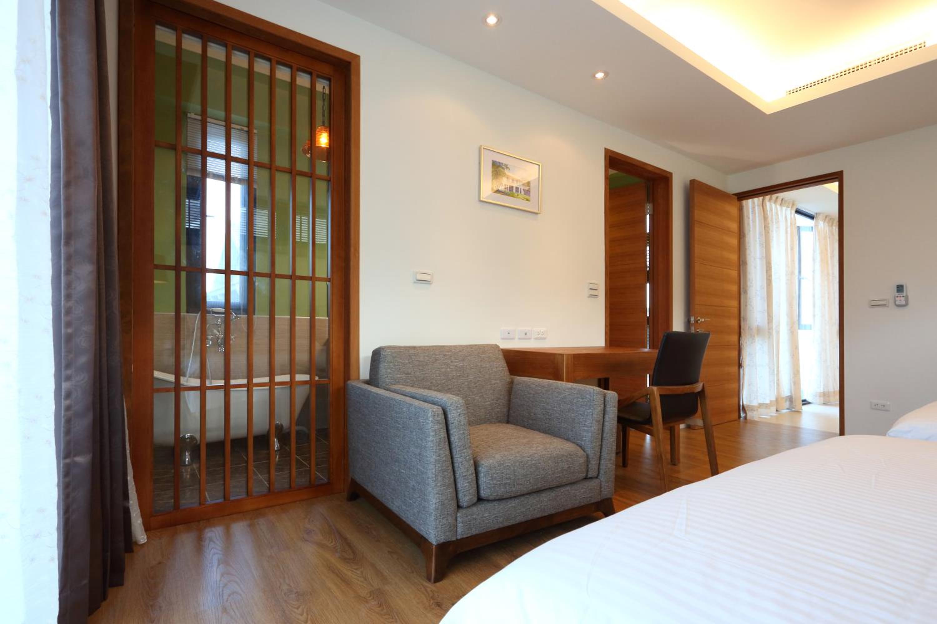 Chuying Sunrise B&B